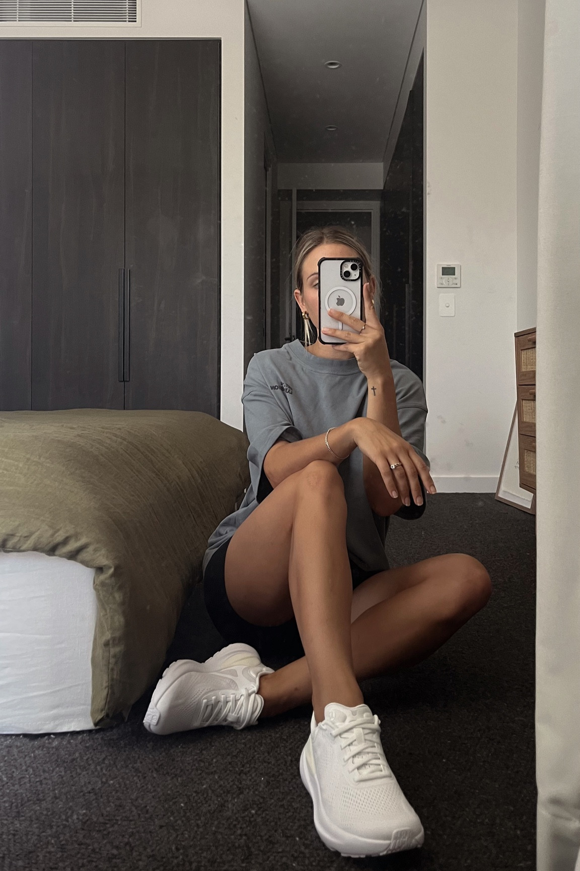 Workout OOTD
Shoes are brand new (hence wearing them inside haha)
Everything: Lululemon 


#LTKActive #LTKfindsunder100 #LTKfitness