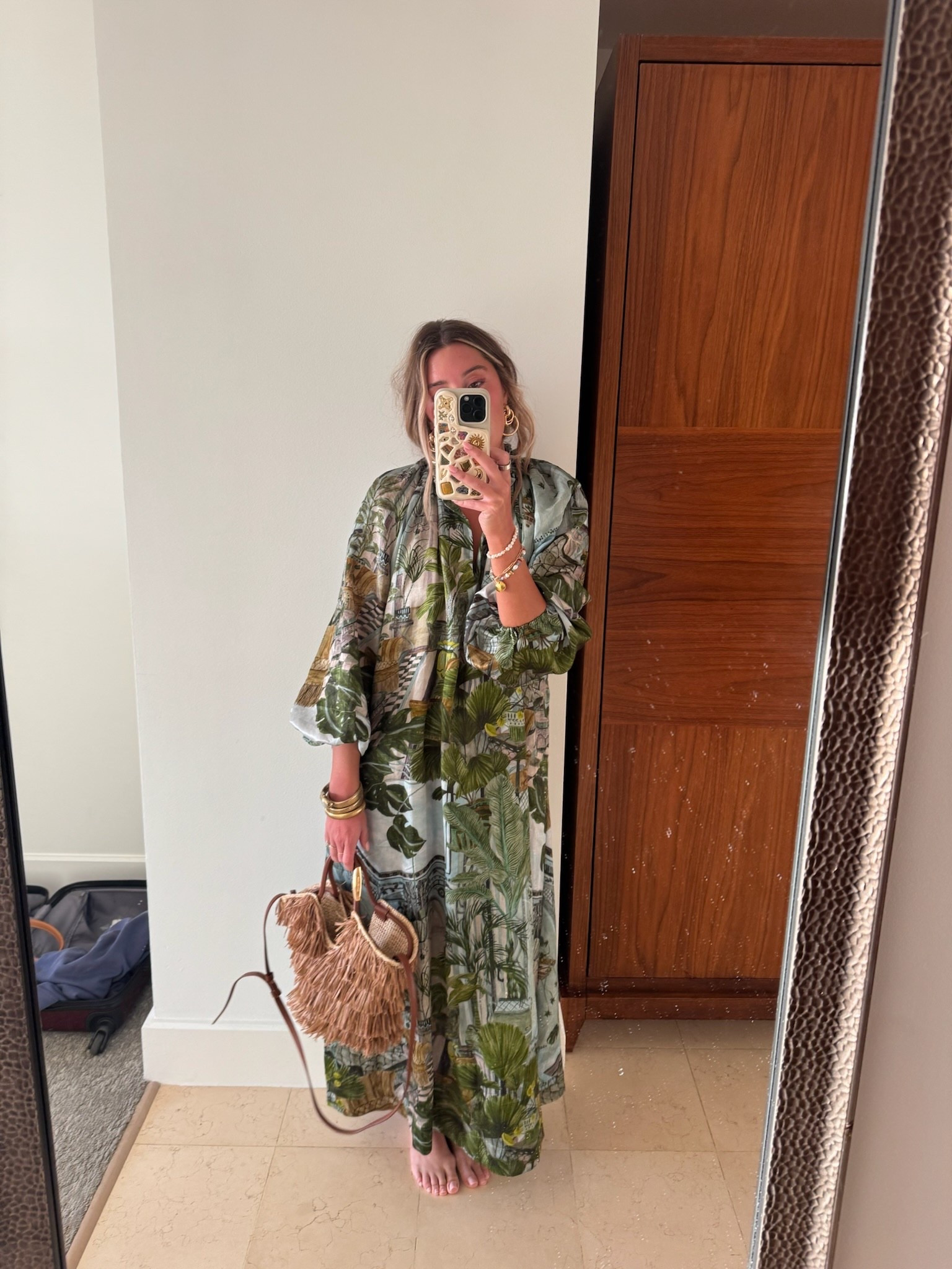 Another resort wear look! My exact Isla & White dress is sold out but I linked similar options 💚

#LTKootd