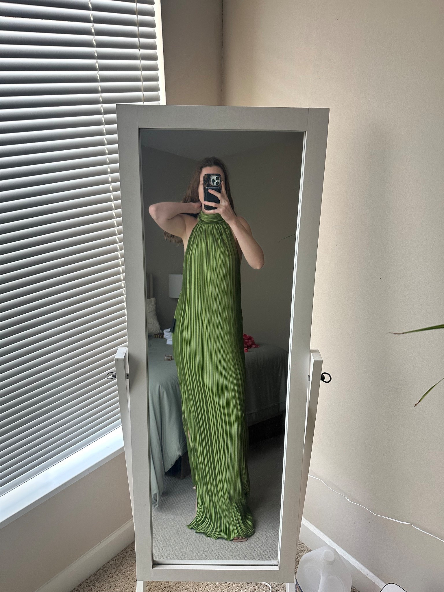Lulus Gwenny Lime Green Satin Plisse Maxi Dress

#LTKWedding #LTKFestival #LTKSeasonal