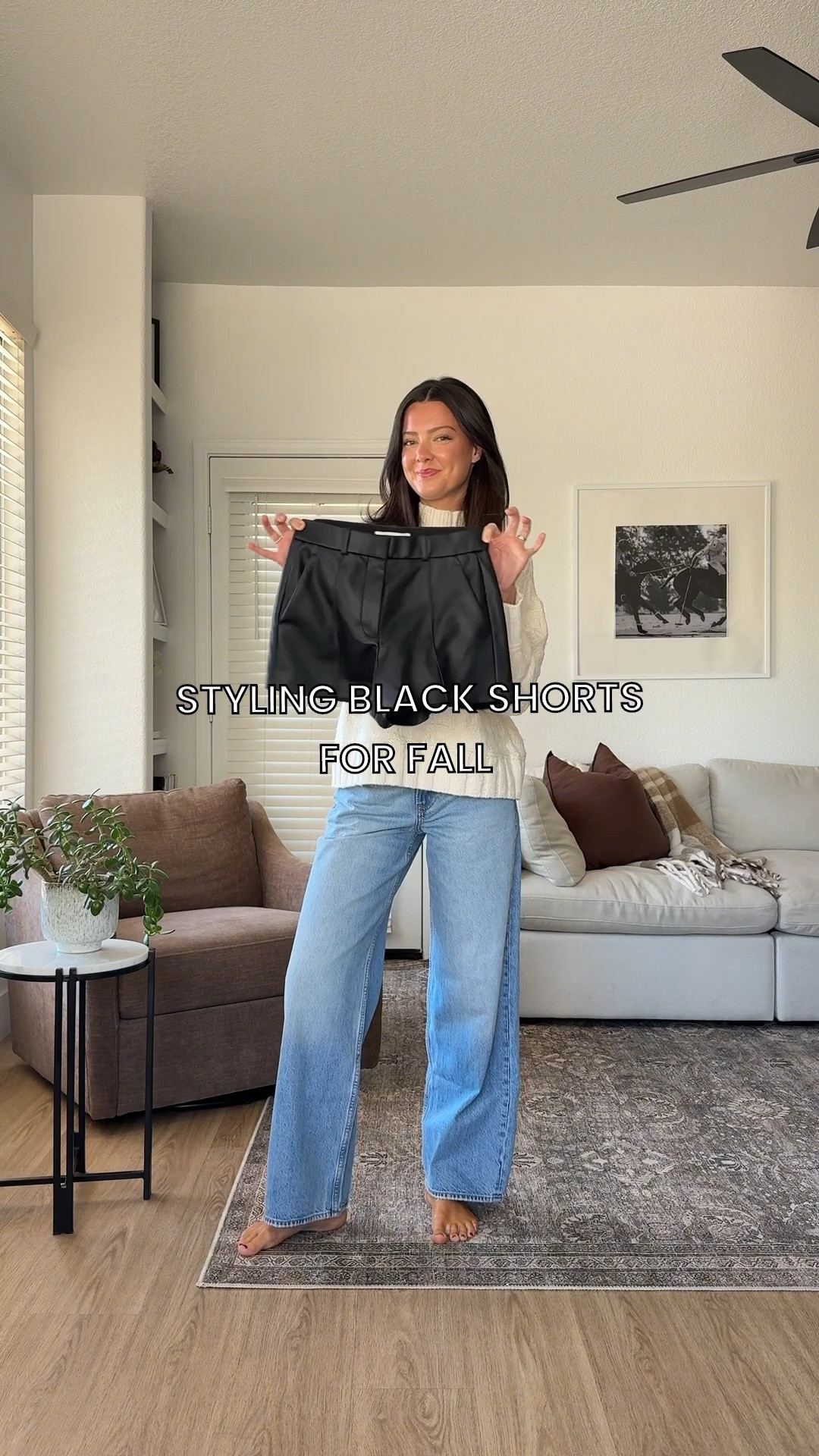 One pair of shorts, 5 ways 👏🏼 I am 5’7” wearing size XS/25 in the shorts, and XS in everything except for the first cream turtleneck sweater which is a size small!