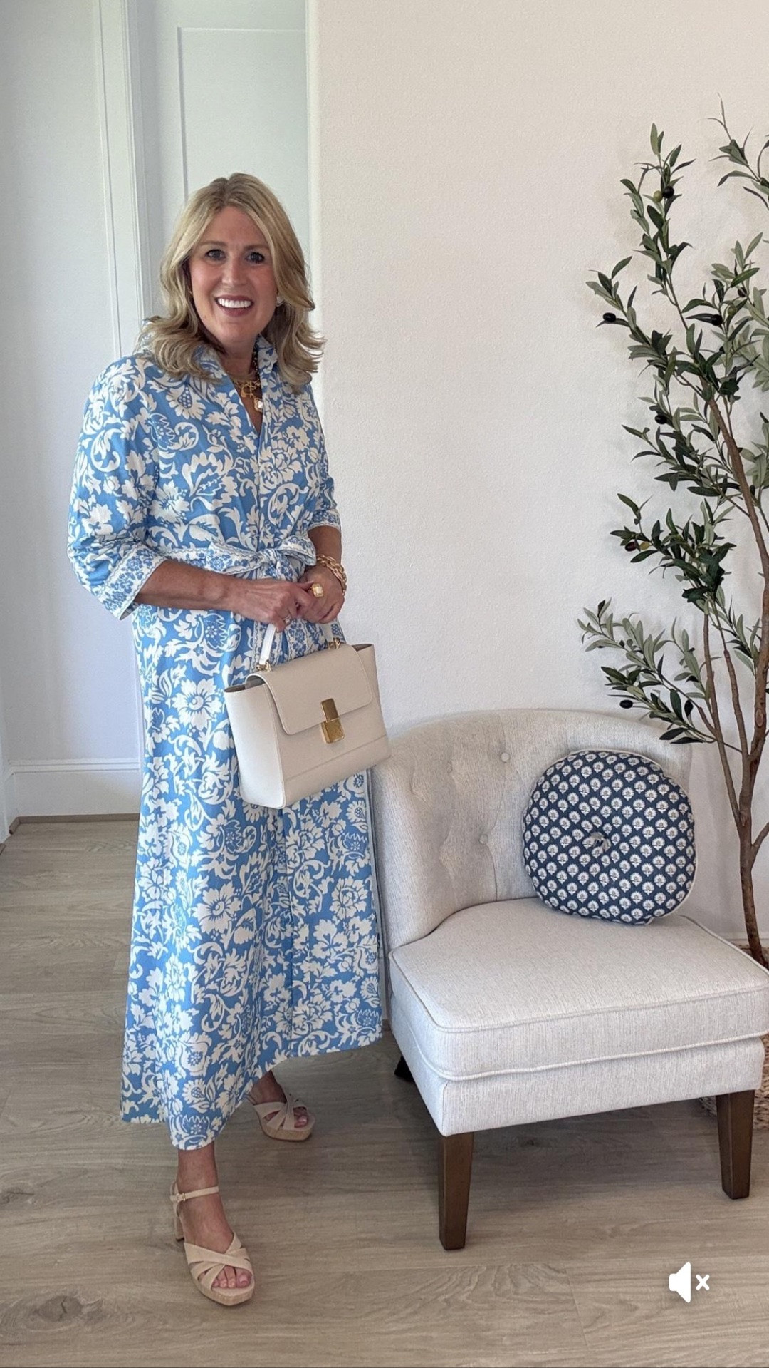 The lovely Eloise Dress from Beau & Ro. It is cotton poplin. Oversized fit. Removable belt.
Runs tts. Love.❤️

I’m linking adorable platform sandals from Pelle Moda and bags from Mango, to mix & match with this outfit.😘

#LTKWatchNow #LTKBeauty #LTKShoeCrush #LTKMidsize #LTKStyleTip #LTKTravel #LTKOver40 #LTKSeasonal #LTKWorkwear #LTKItBag #LTKootd #LTKWedding