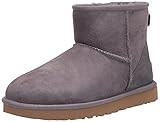 Amazon.com | UGG Women's Classic Mini II Boot, Black, 8 | Boots | Amazon (US)