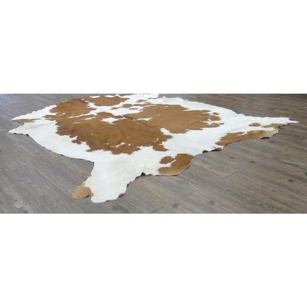 Handmade Off-white and Beige Real Cow Hide Rug - 6' x 8' | Bed Bath & Beyond