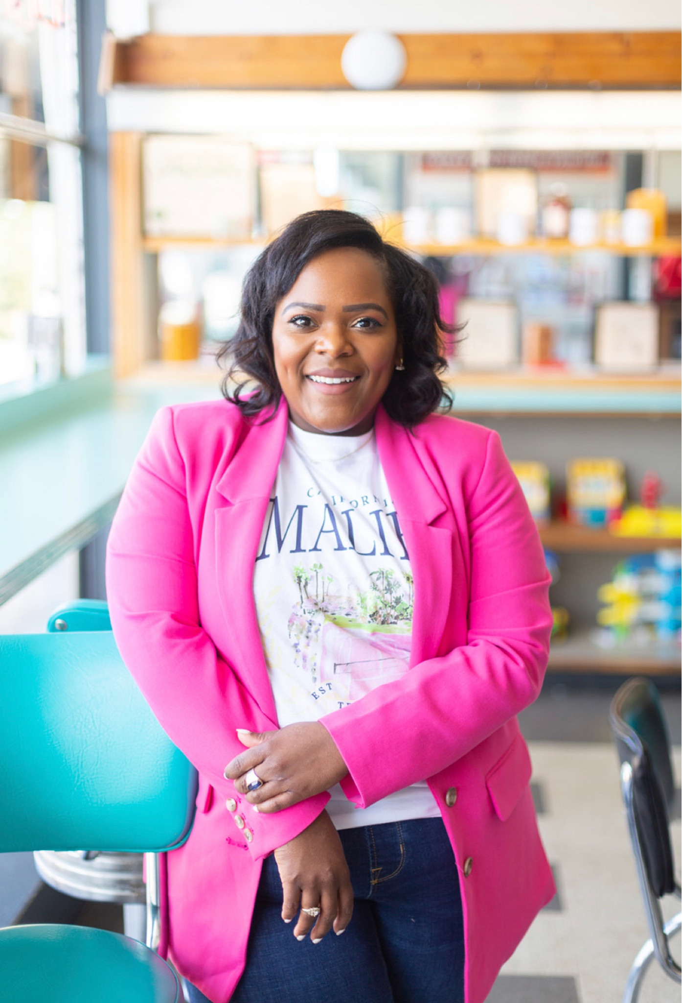 A graphic tee and a blazer with some jeans is the perfect weekend look while looking chic! 💕

Express / Abercrombie & Fitch / Graphic Tee / denim / jeans / mom outfit / on the go / blazer / hot pink / plus size / summer / Memorial Day / festival / date night 

#LTKstyletip #LTKcurves #LTKunder100