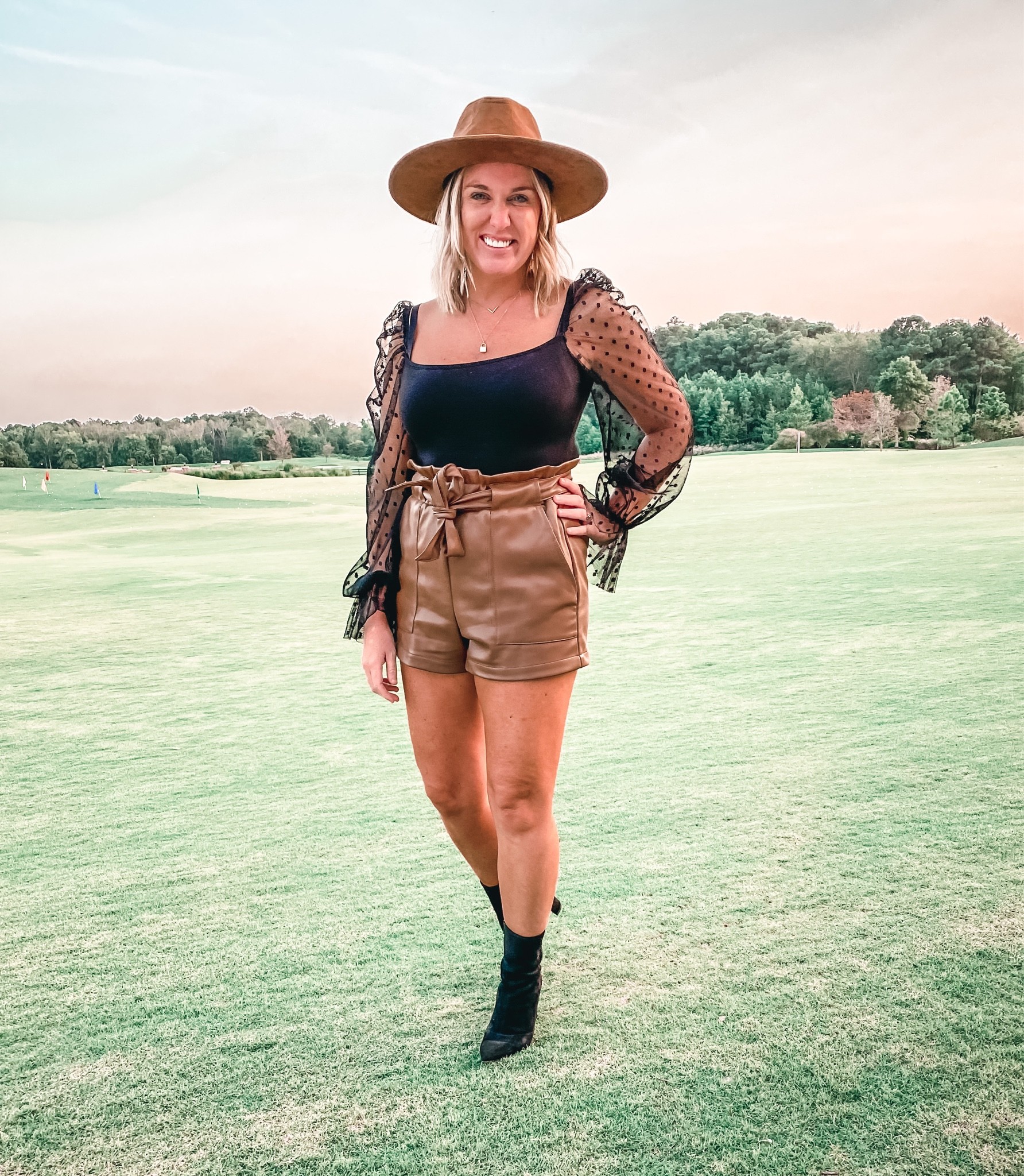 Fall brunch outfit inspo

Amazon fashion | Revolve | faux Leather | fall fashion | Steve Madden | 

#LTKunder100 #LTKshoecrush #LTKSeasonal