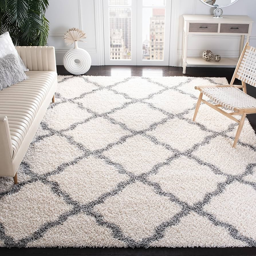 SAFAVIEH Area Rug 8x10 - Dallas Shag Collection - Large - Ivory & Grey, Trellis Pattern, Non-Shed... | Amazon (US)
