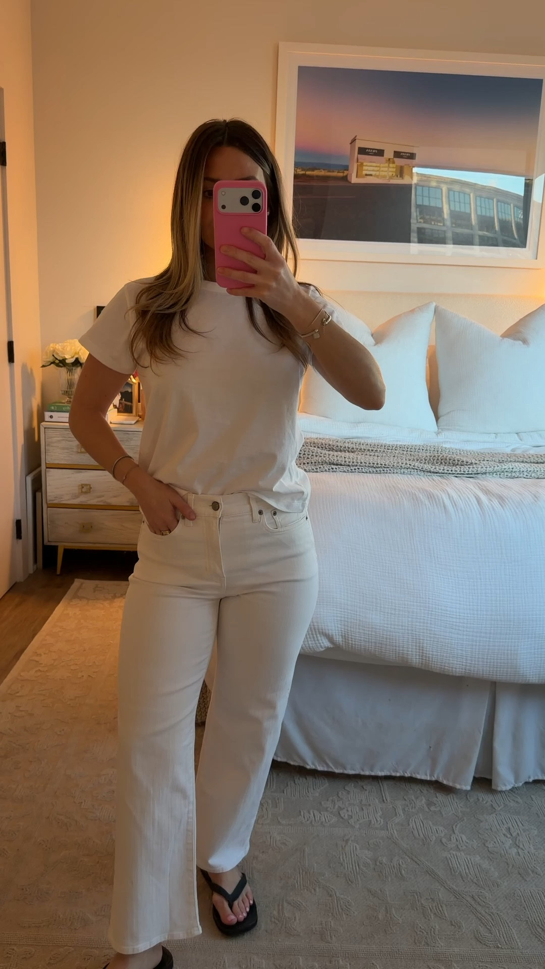 Partnering with @jcrew  to show you the perfect pair of white denim for spring & summer

#injcrew #ad #whitedenim