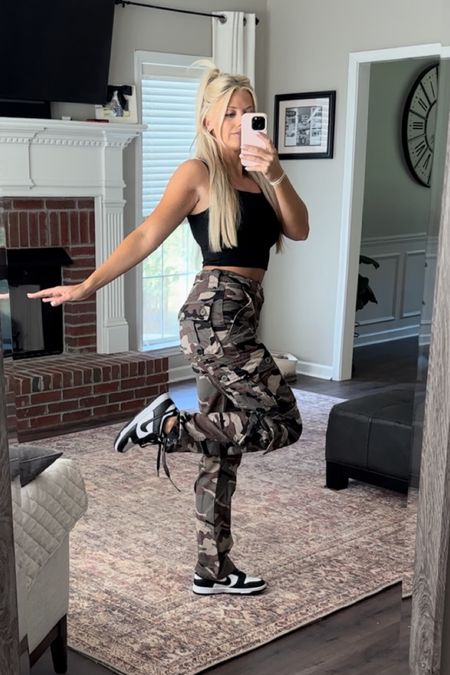 Cargo pants outfit 🖤 

#LTKshoecrush #LTKstyletip #LTKSeasonal