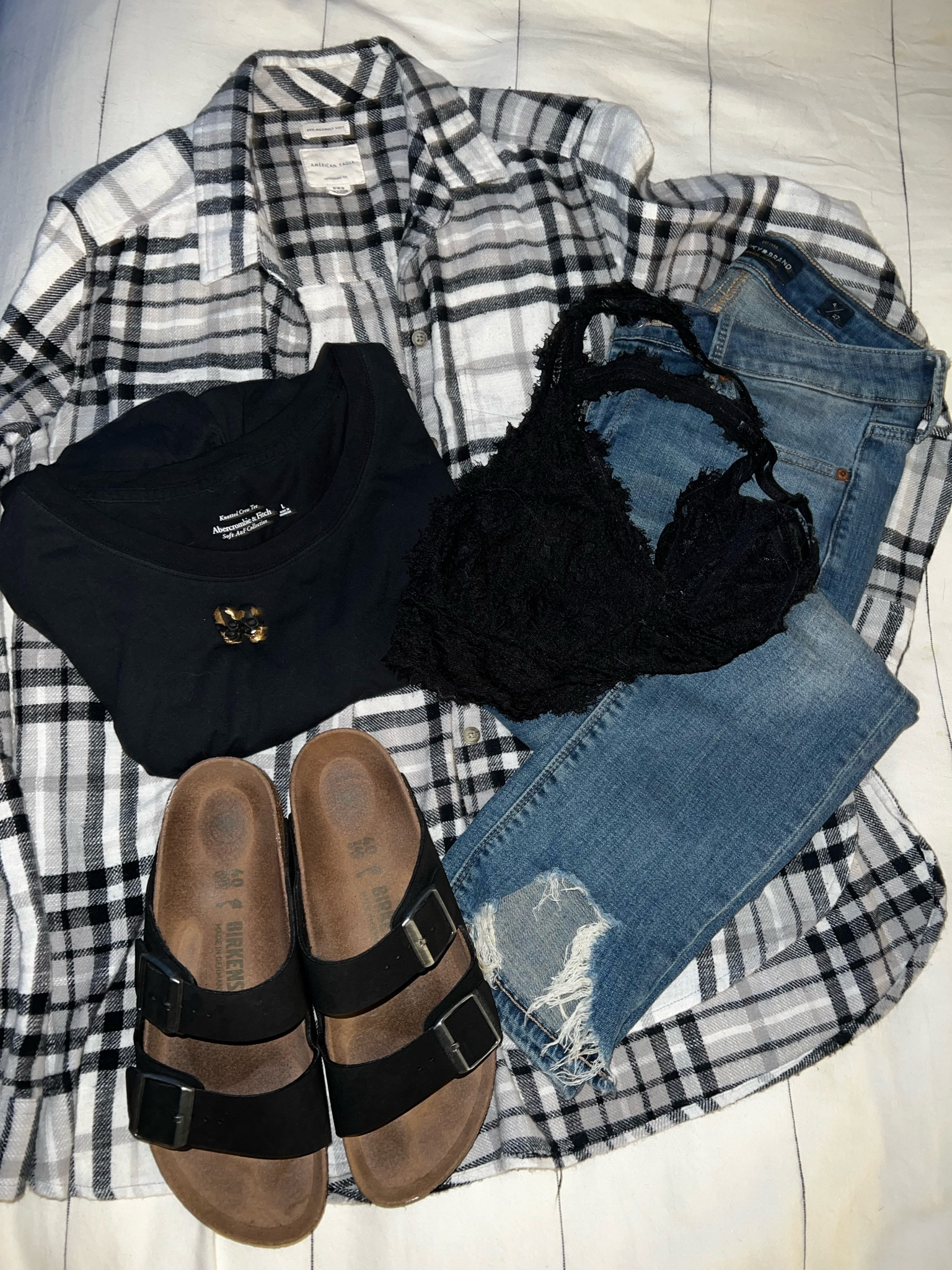 Casual fall fashion for the office! I work for a construction company so my outfits are little more casual than most. But this is great to wear pumpkin picking or heading to a hayride!

#LTKHalloween #LTKstyletip #LTKSeasonal