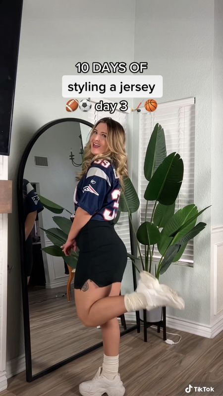 Super Bowl outfit, Super Bowl outfit ideas, jersey styling, jersey outfit ideas, how to style a jersey, jersey styling ideas, football game outfit, cute jersey outfit, American football aesthetic, Super Bowl aesthetic 

#LTKunder100 #LTKstyletip #LTKfit