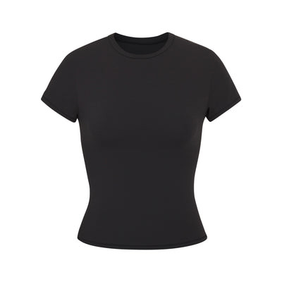 SKIMS T-Shirt | Black | Medium | Fits Everybody | SKIMS (US)