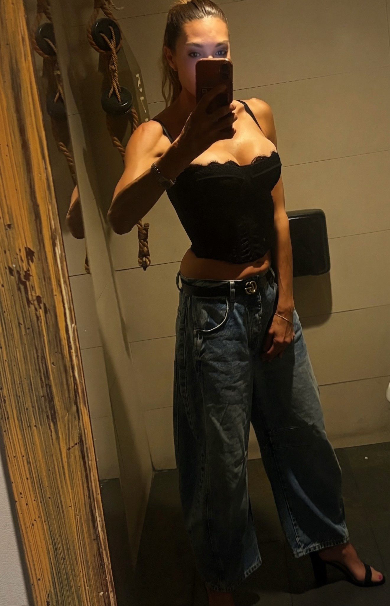 About last night 

#LTKOver40 #LTKootd #LTKU