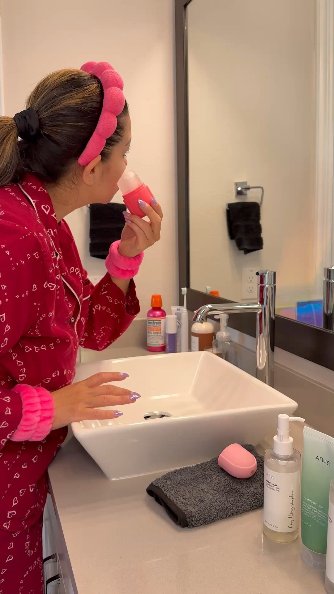 Did you know.... Icing your face in the morning reduces puffiness, tightens skin, and promotes better blood circulation for a refreshed, radiant look. It also helps calm inflammation, minimizes pores, and enhances product absorption for smoother, healthier skin. 

#selfcaretips #selfcareproducts #selfcareroutine #momselfcare #icecube #iceingface momsover40 #momsover40club #40isthenew30

#LTKFindsUnder50 #LTKGiftGuide #LTKOver40