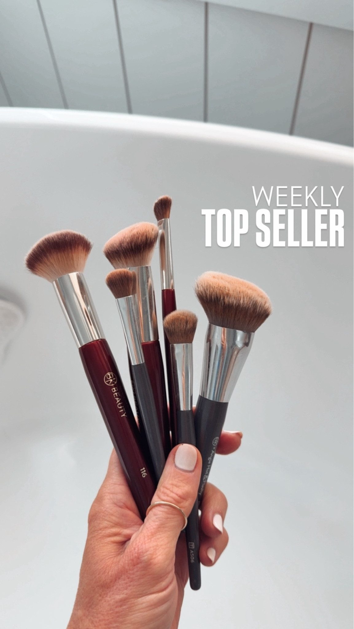 Weekly top seller | makeup brushes 

#LTKSeasonal #LTKBeauty #LTKOver40