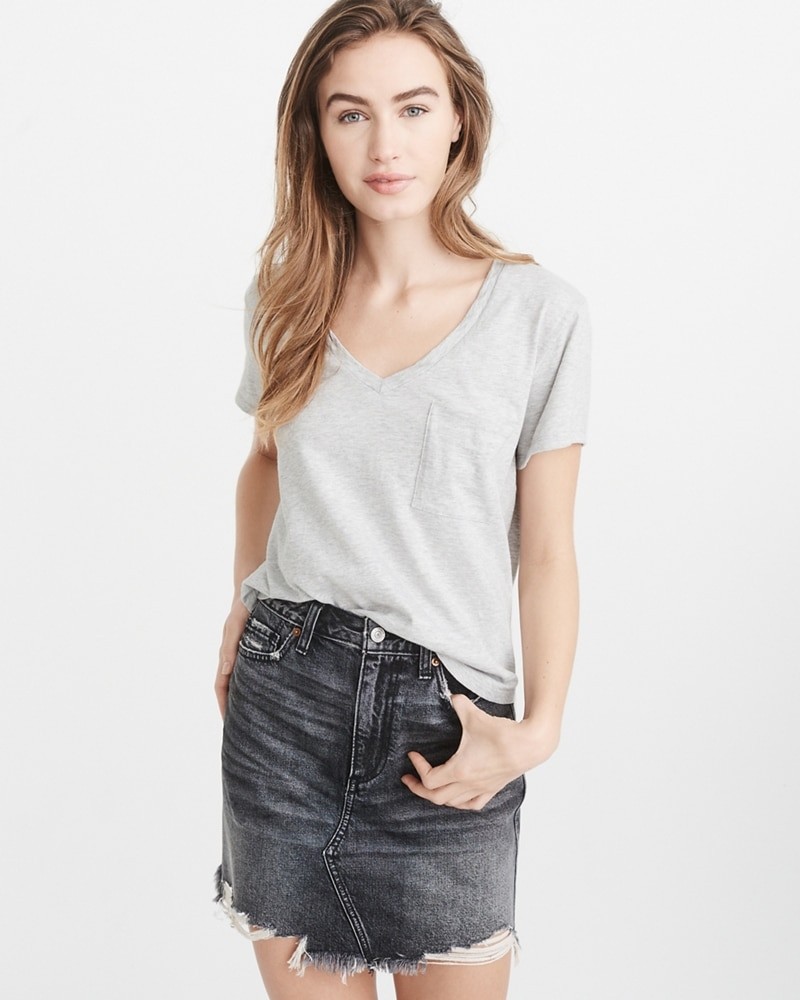 V-Neck Boyfriend Tee | Abercrombie & Fitch US & UK