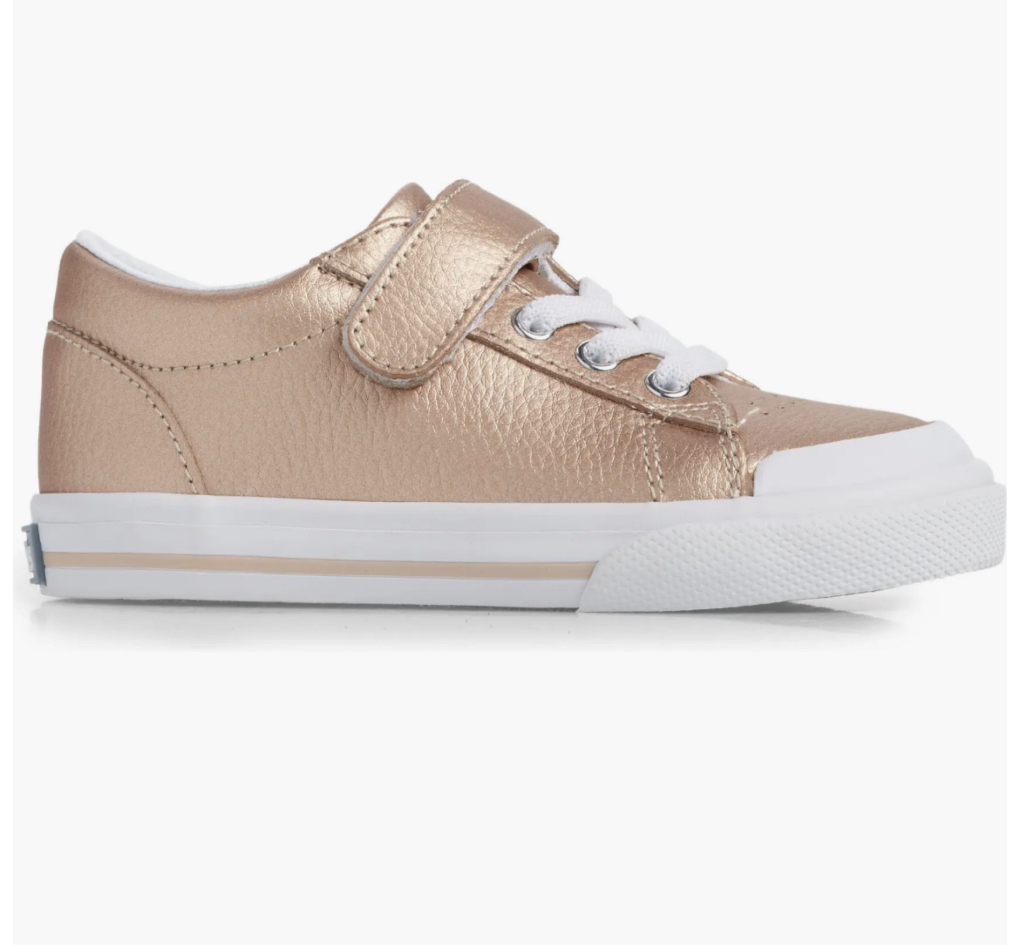 The cutest + most functional toddler shoe
:
Comes in 4 diff colors, also available for baby & walkers 
#footmates 

#LTKkids #LTKshoecrush