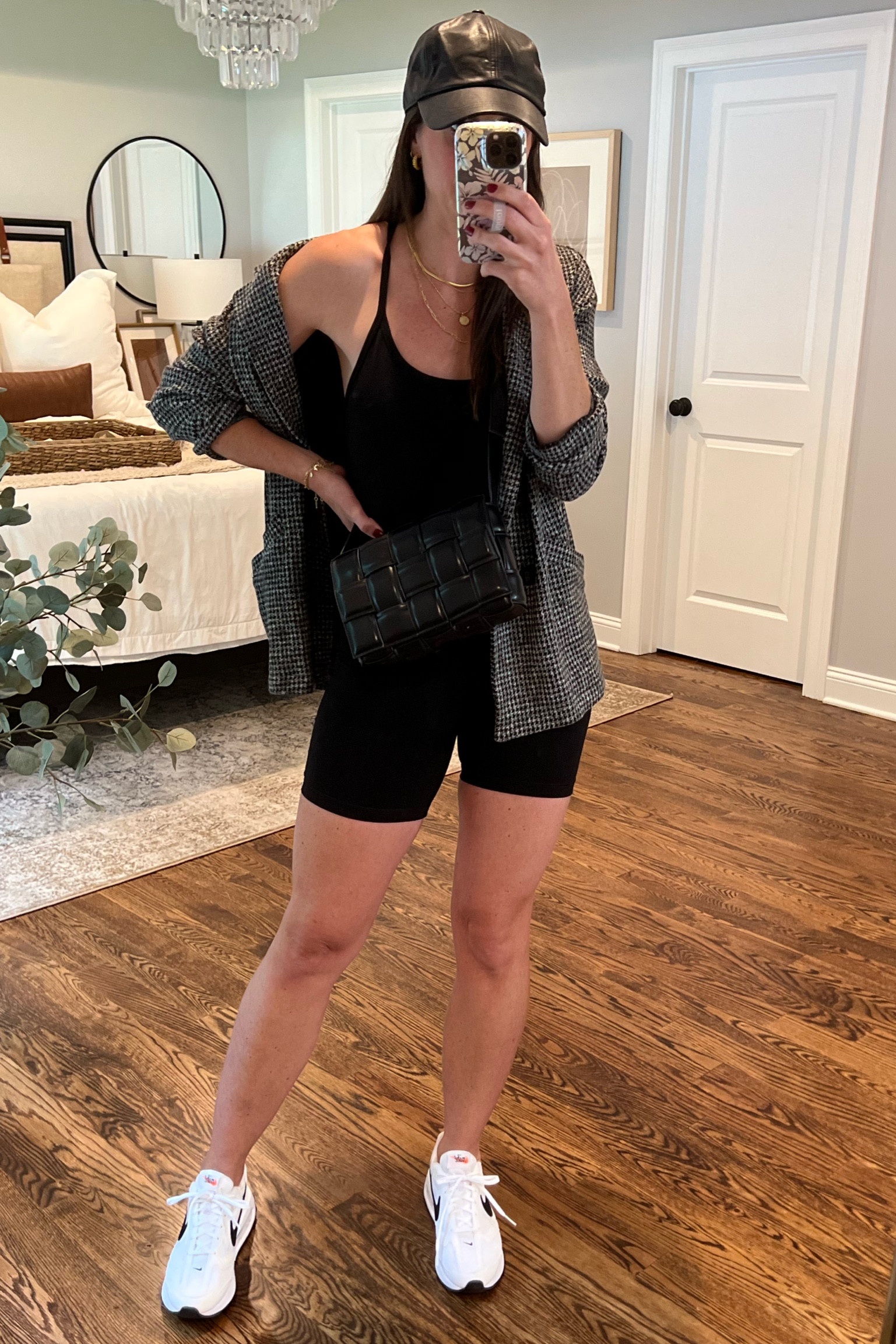 GRWM fall looks: day 13 of 30



#LTKstyletip #LTKunder100 #LTKSeasonal