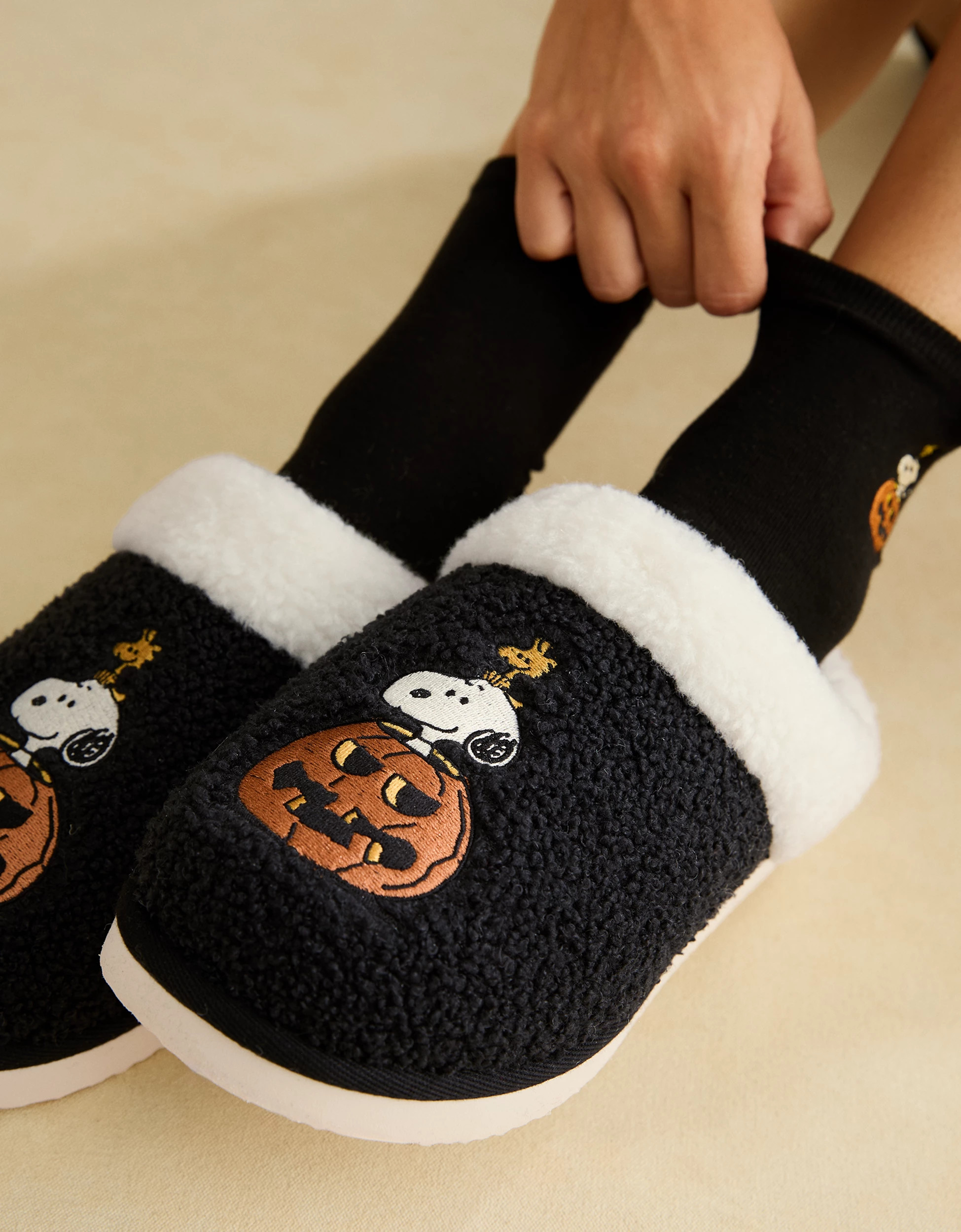 AE Snoopy Halloween Scuff Slipper | American Eagle Outfitters (US & CA)
