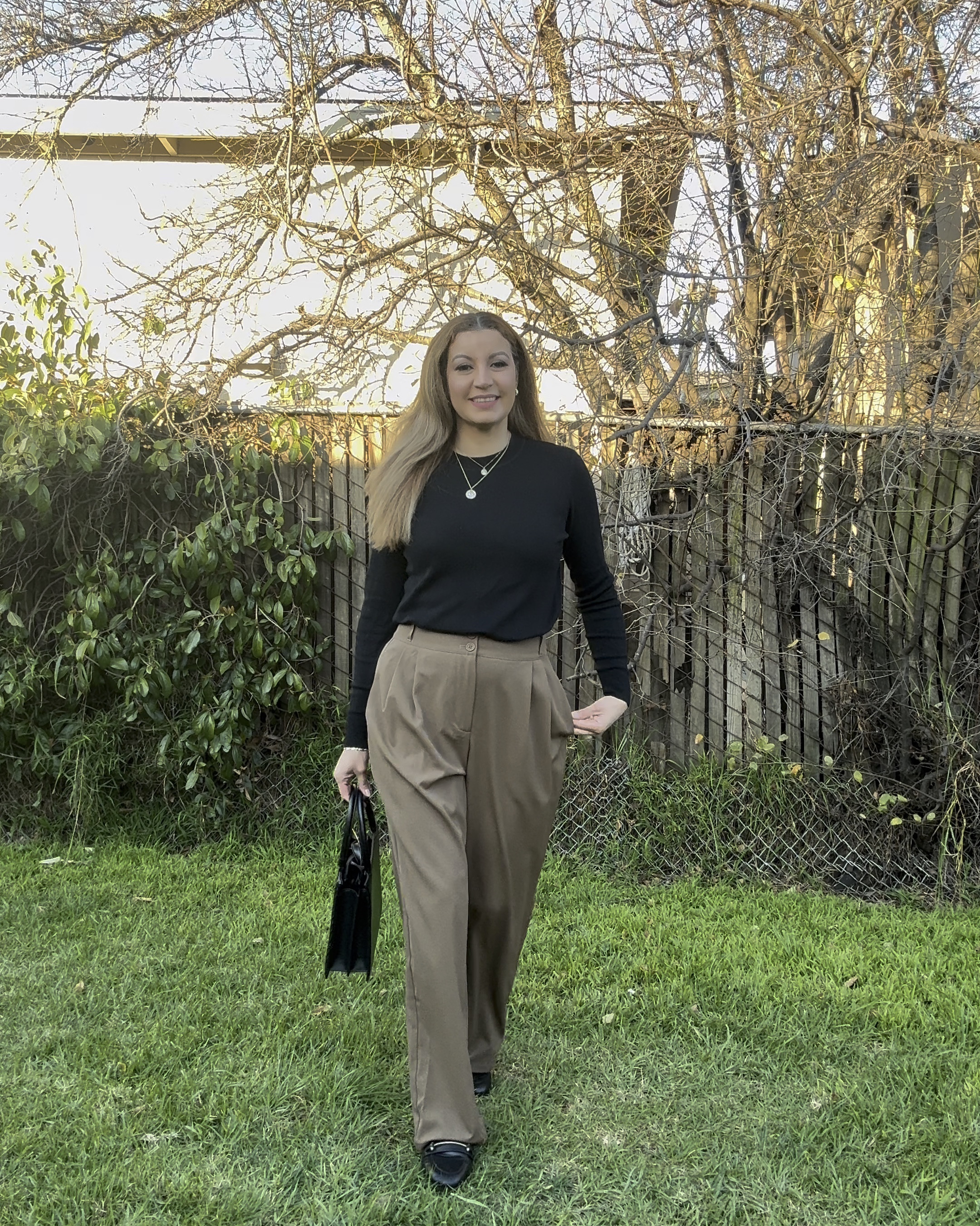 High Waisted Button Zipper Side Pocket Shirred Straight Leg Work Pants
Color: Kangaroo

Discount code 
from 20%: danima20


#LTKMidsize #LTKStyleTip #LTKMostLoved