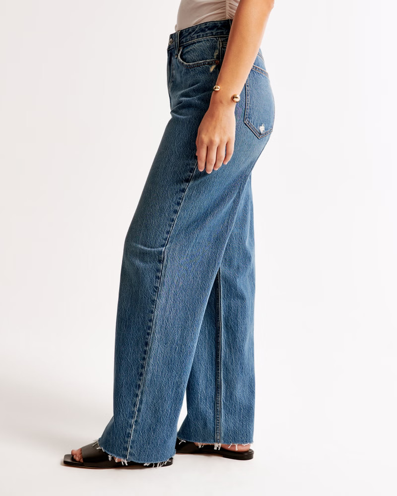 Curve Love High Rise Loose Jean | Abercrombie & Fitch (UK)