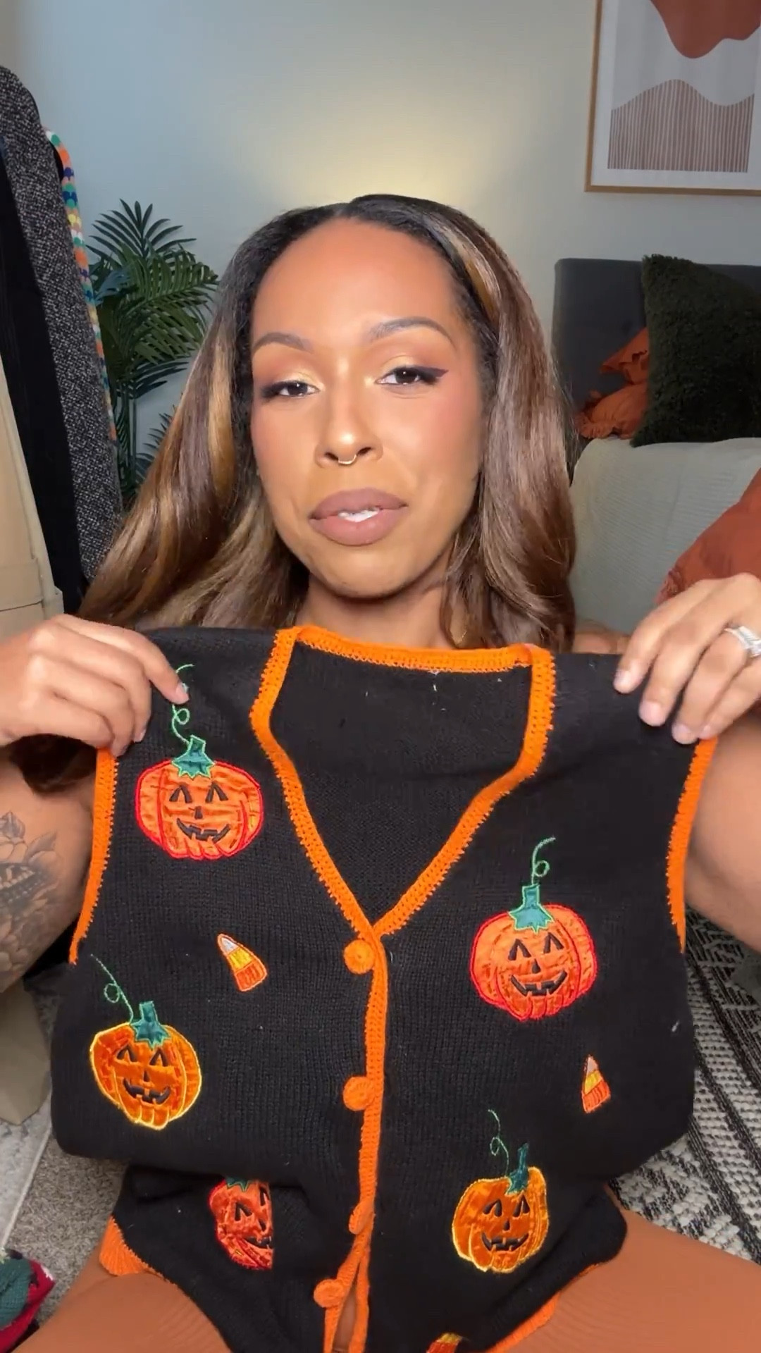 Vintage Sweater Haul Pt. 1

These are second hand vintage sweaters so I won’t have the exact ones linked. However I have several linked with the same vibe. 

#LTKSeasonal #LTKStyleTip #LTKFindsUnder50