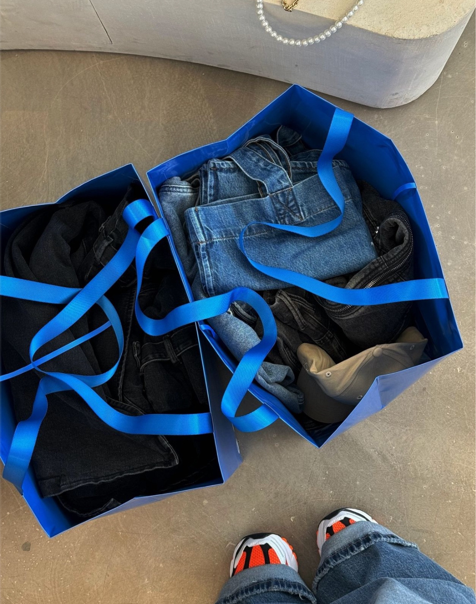 Denim on denim on denim 

Jeans, denim, fall outfit, capsule wardrobe, closet staples

#LTKPlusSize #LTKMidsize #LTKStyleTip