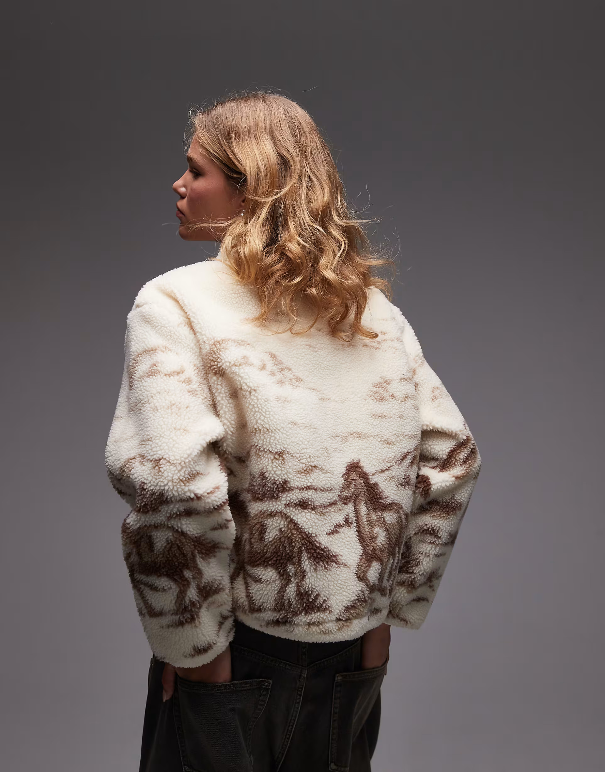 Levi's Kasey western print pullover fleece in white | ASOS (Global)