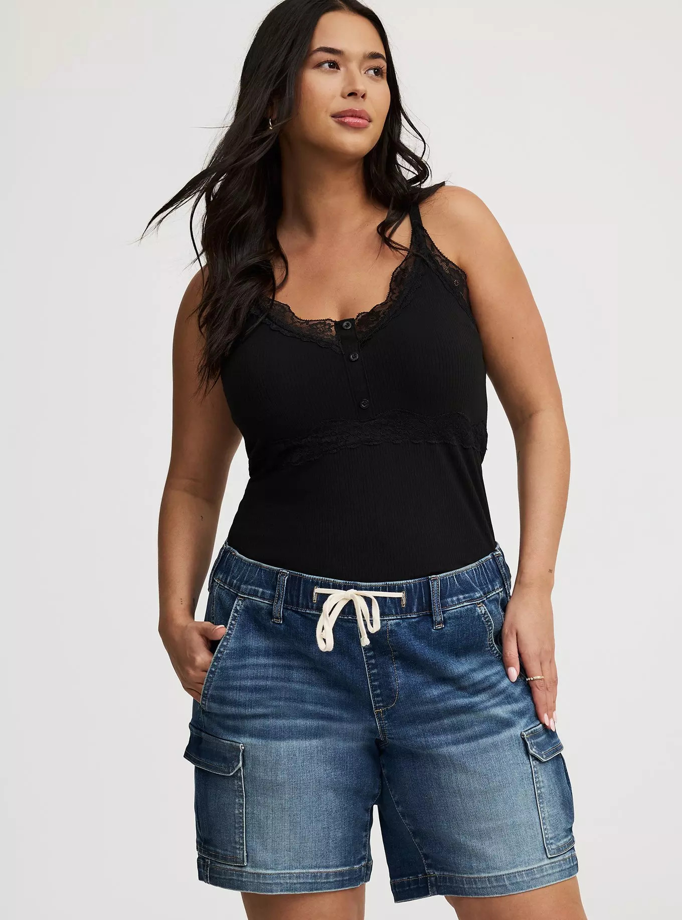 8'' Weekend Bermuda Cargo Short | Torrid (US & Canada)