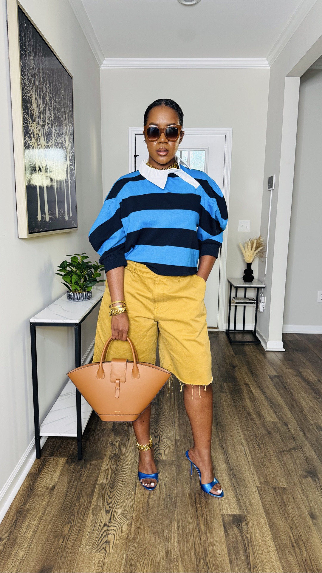 Top and shorts: @Target 
Shoes: @Steve Madden US 
Purse: @PARIS/64

#LTKootd #LTKgrwm #LTKMidsize
