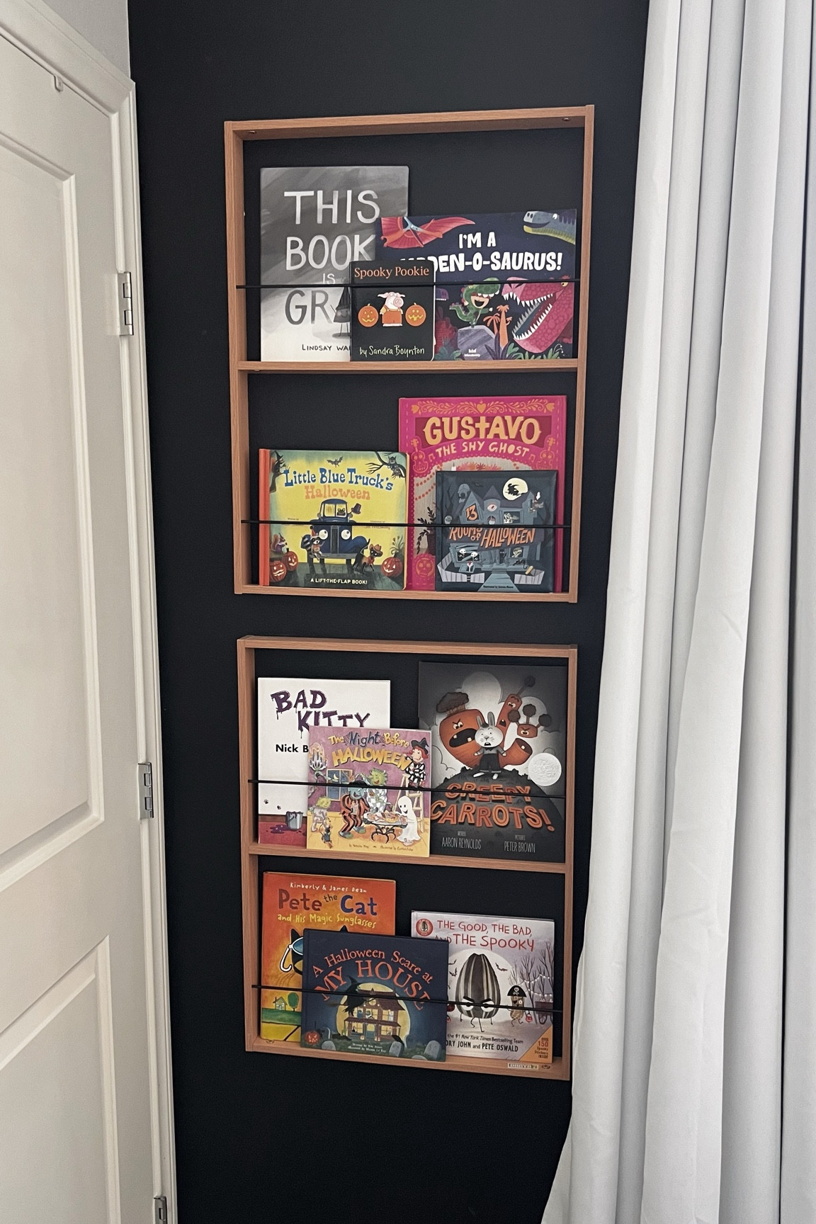 Kids room shelves // Bookshelves // Kids room // Halloween books 

#LTKHome #LTKHalloween #LTKKids