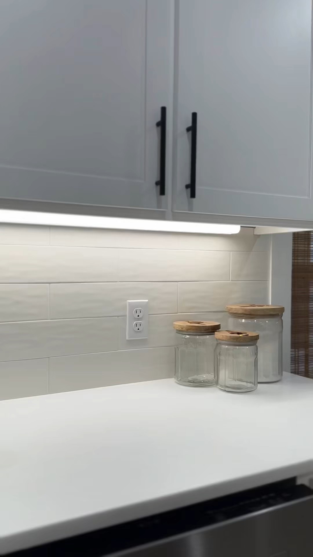 Under cabinet lighting! 

#LTKHome