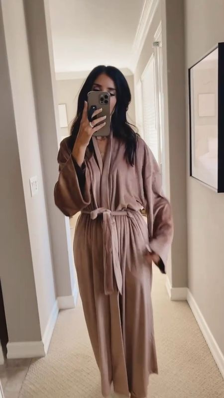 I’m just shy of 5’7 wearing the size XS robe, runs big. Would make a great gift this holiday season! StylinByAylin 

#LTKSeasonal #LTKGiftGuide #LTKstyletip