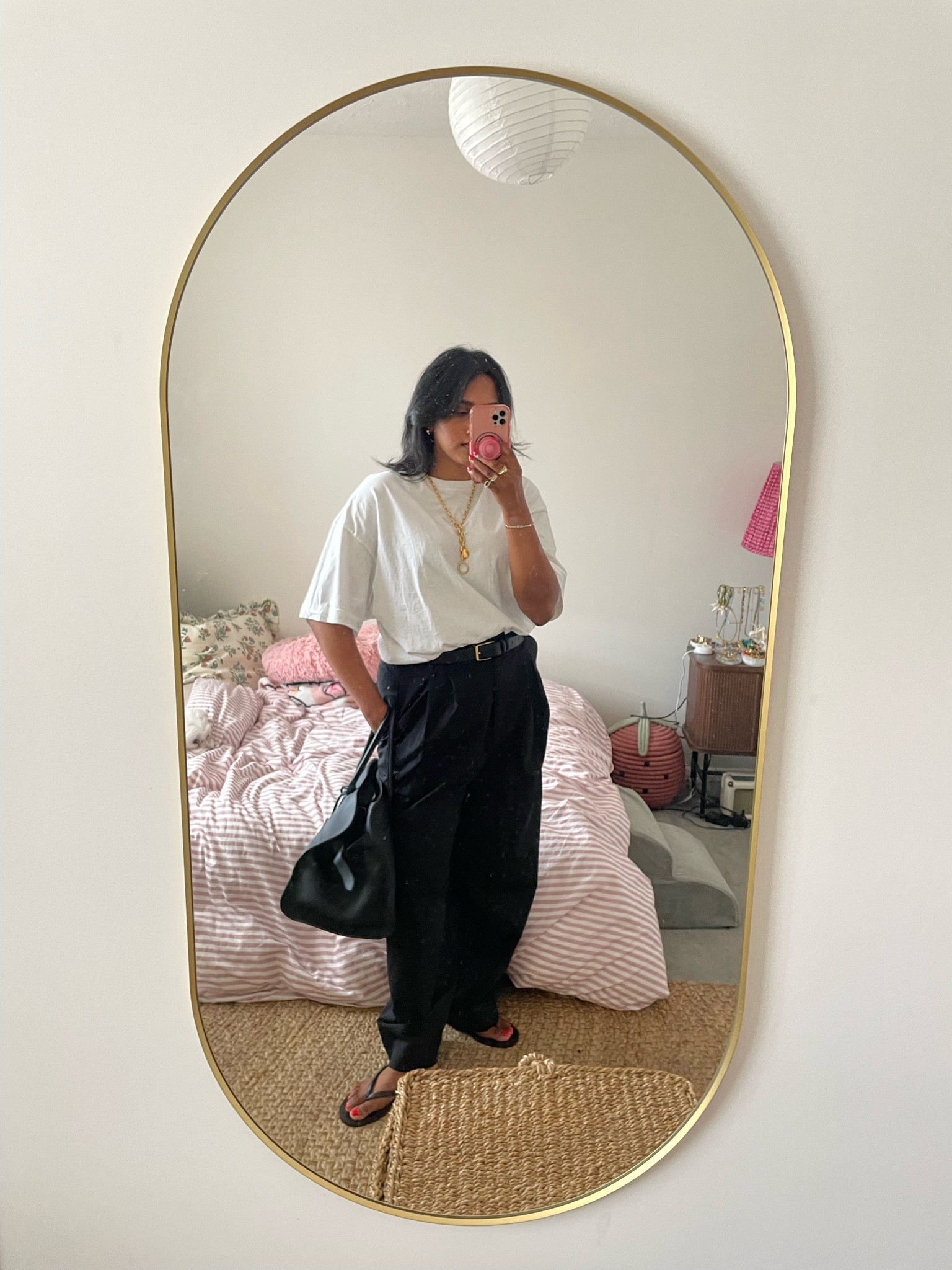 Best basics 
Foundations for an outfit
Reformation x Laura harrier 
