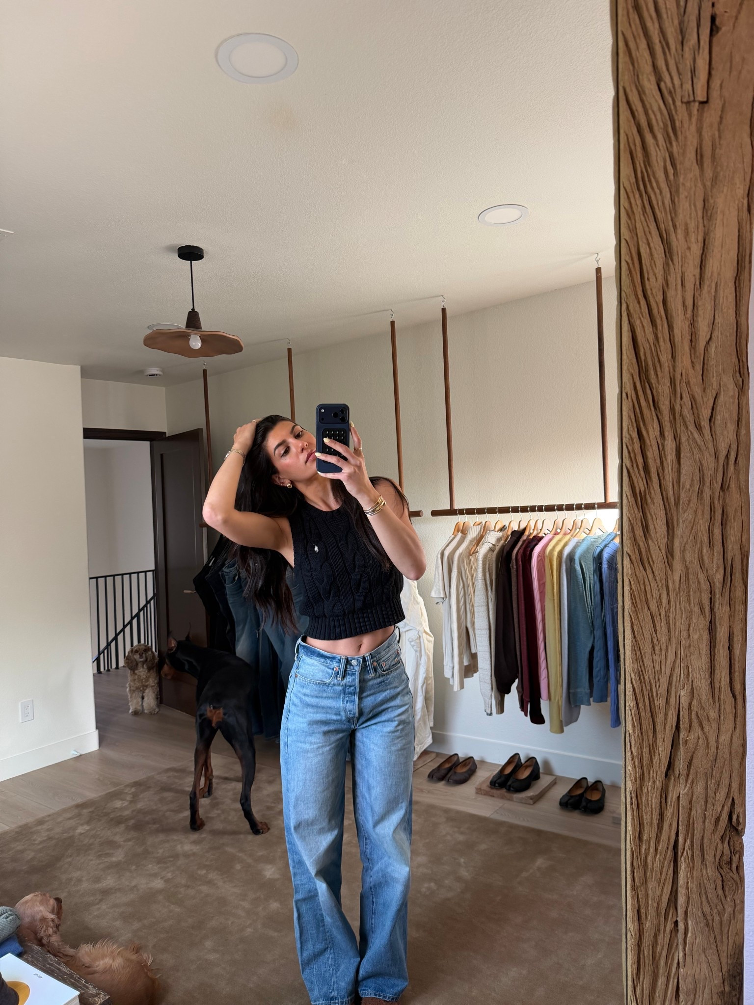 Small sweater
26 denim 