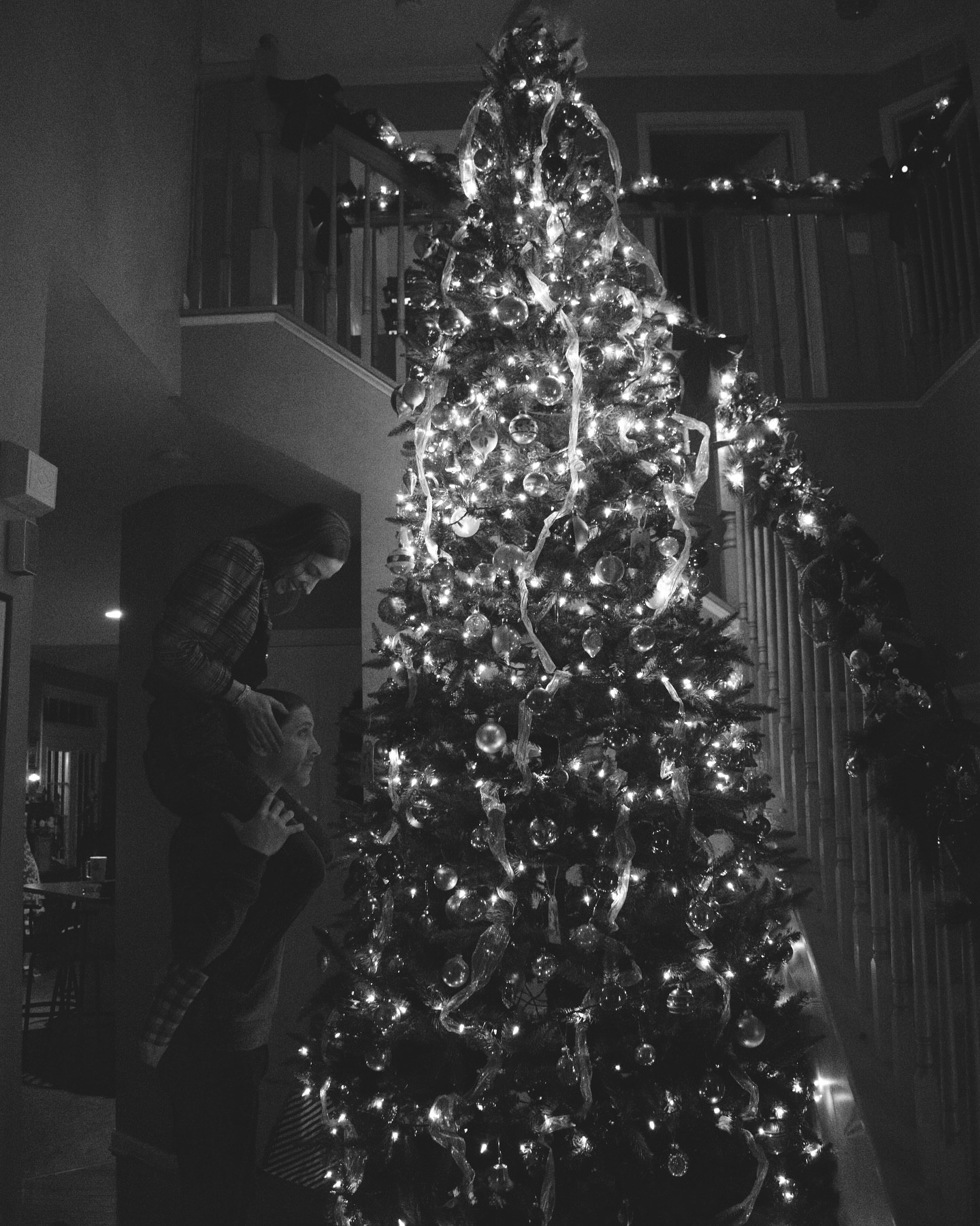 MOVE IN DAY ✨

coffee poured, tool box prepped, car packed - its time for chalet load in + it feels like christmas 🎄✨

shout out to my wonderful parents for driving up today to help move me into the chalet. on a personal note - ive been recovering from a back injury - so the support (and muscle) of my family has truly been the backbone (ha 😅) of lucid ladybug this year 

stay tuned for bts styling + set up! been working so hard the past few months to bring this vision to life - can’t wait for you to see it all come together 🥹🫶🏻✨

dec. 5-8 from 12pm-6pm next to the princeton public library! 

#princeton #princetonnj #vintage #artist #vintagestyle #artistchalet #popup #shoplocal #holidaygifts #shopsmall #smallbusiness #gifts