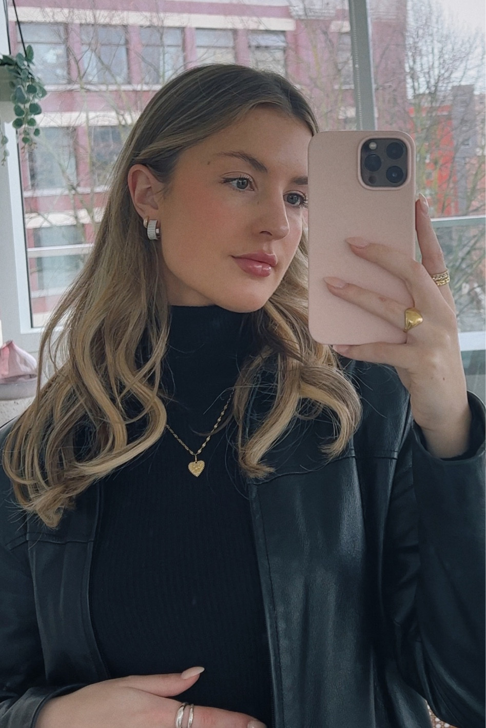 All black moment ✨

#LTKGiftGuide #LTKSale #LTKSeasonal