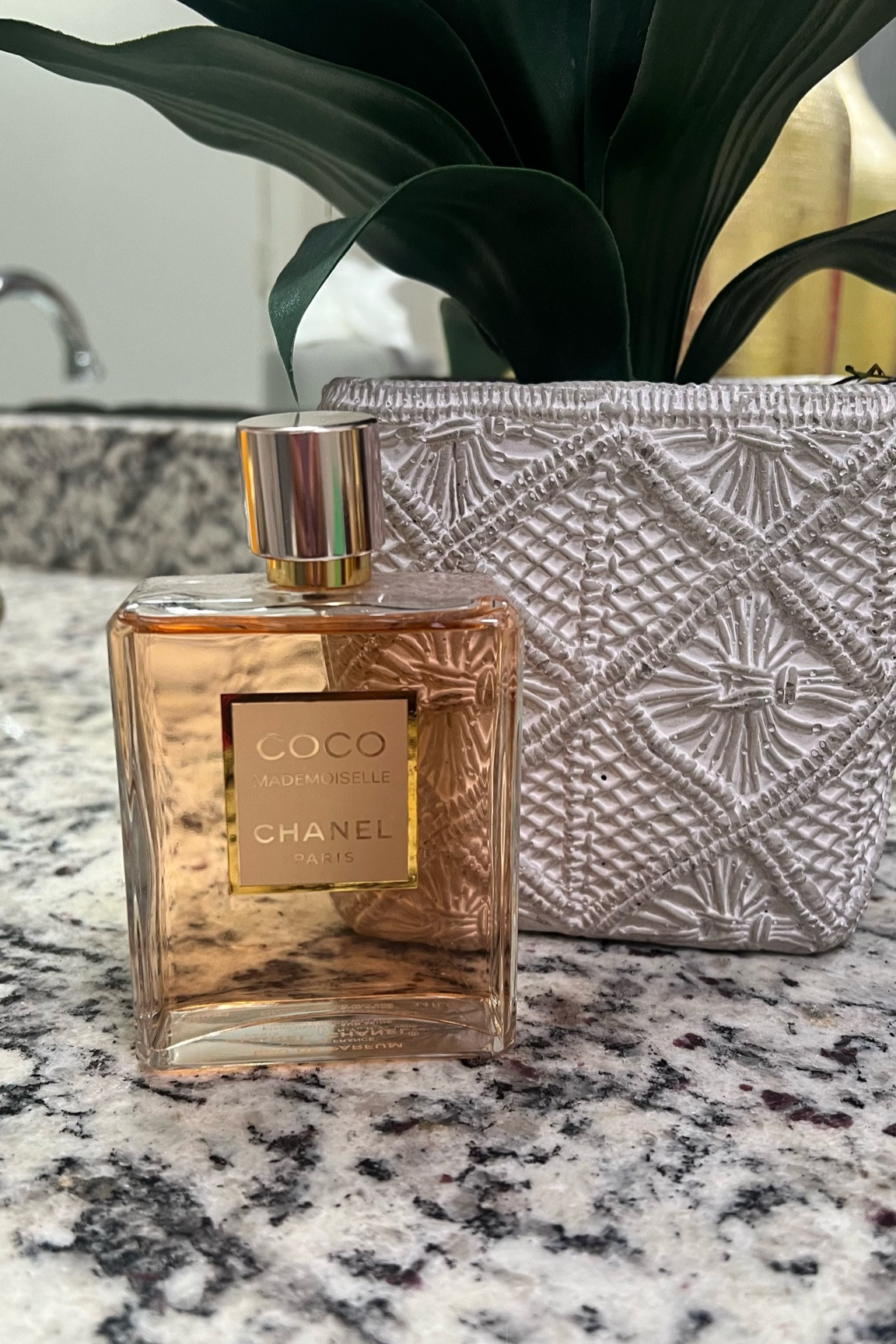 My favorite SCENTS!! #chanel #sephora #scentoftheday 

#LTKGiftGuide #LTKbeauty #LTKfindsunder100