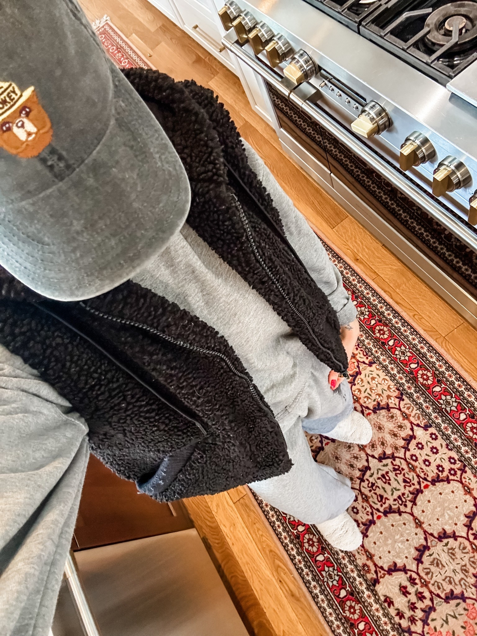 Meant to shower before the girls’ hair appointment and didn’t have time so sweaty post gym & sauna with a sweat set thrown on top it is 😅

#LTKdayinmylife #LTKmomlife #LTKmorningroutine