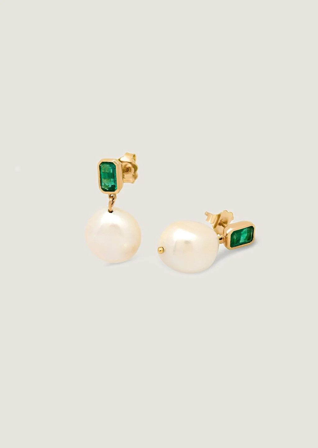 Baroque Pearl Drop Earrings Emerald - Kinn | Kinn