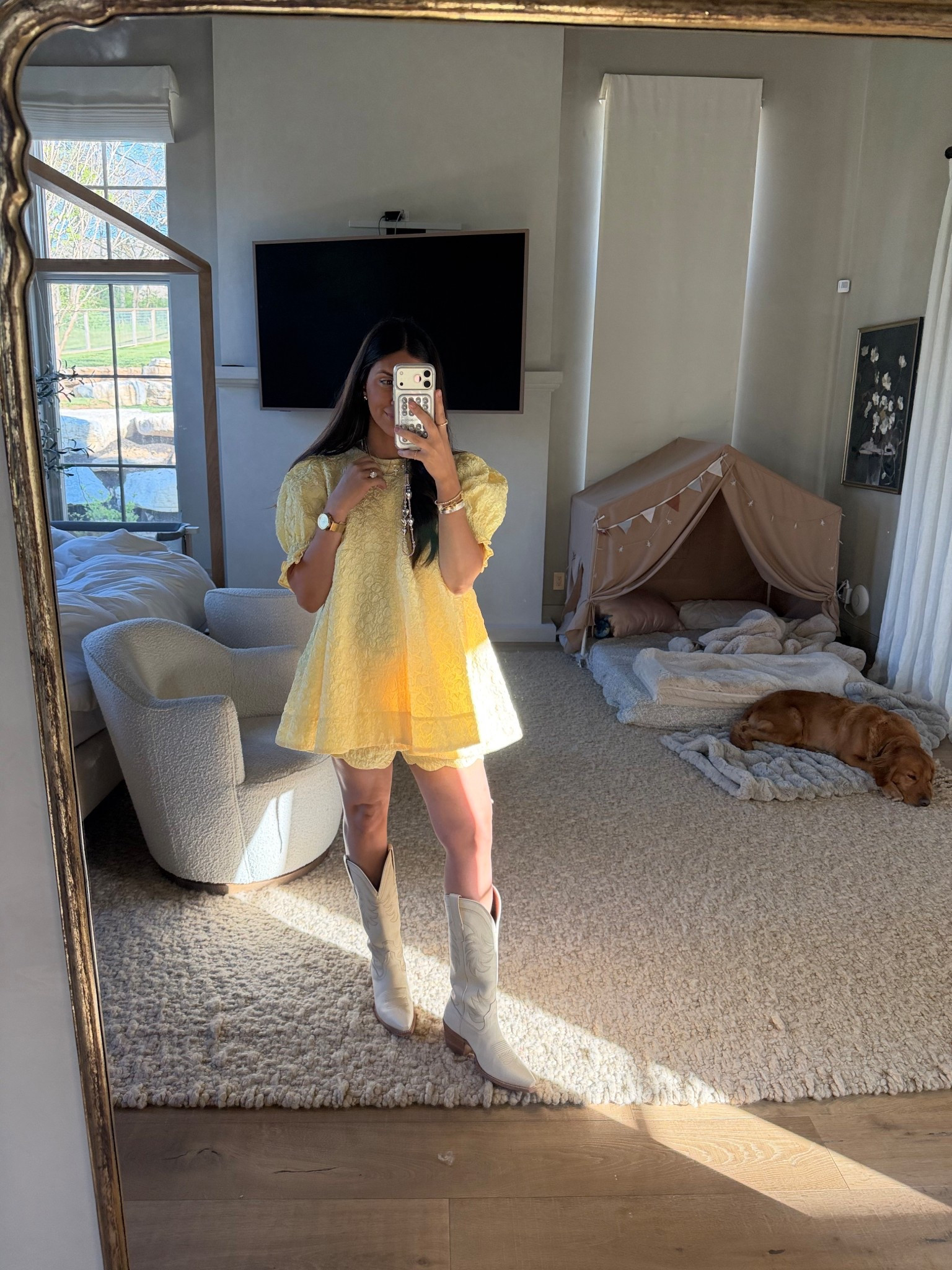 This set still feels like I’m dressing up but I still feel so comfortable in shorts👏🏼

Top: L
Bottoms: M

Dressupbuttercup.com #dressupbuttercup #dederaad


#LTKmomlife #LTKgrwm #LTKootd