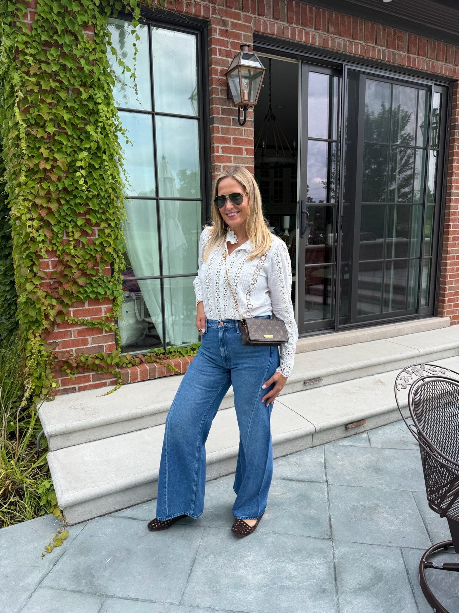 This top and jeans is the perfect combination! s

#LTKdayinmylife #LTKOver40 #LTKMidsize