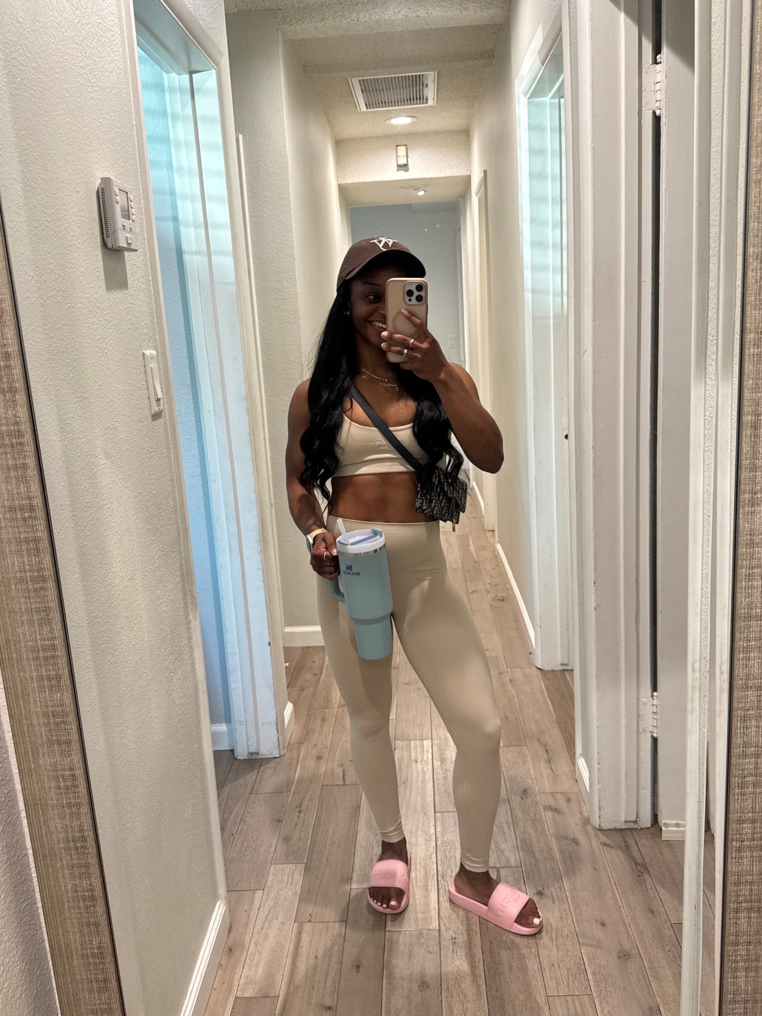 Beach walk outfit 🌊🩷 

#LTKActive #LTKfitnessgoals #LTKValentine