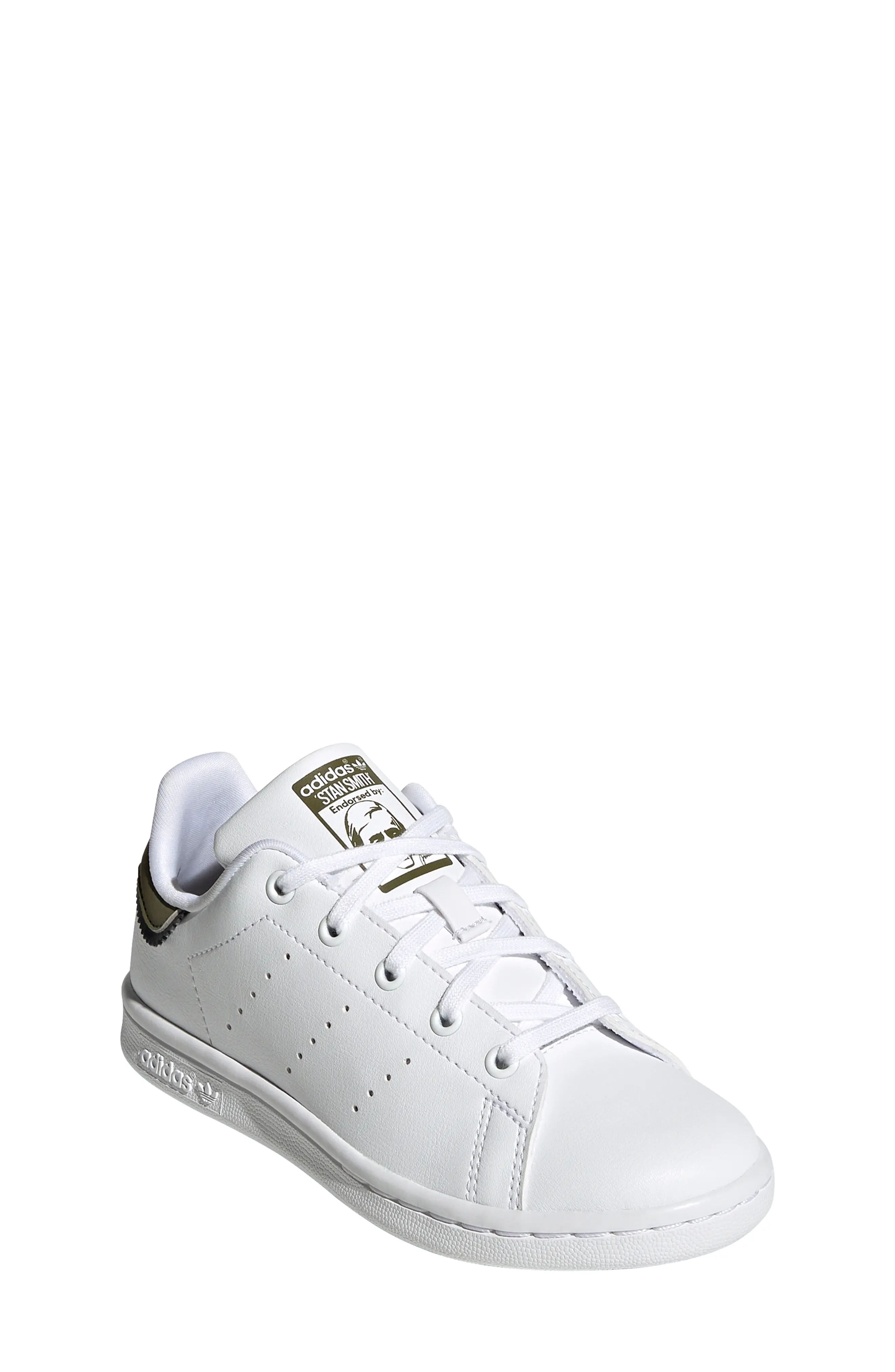 adidas Stan Smith Low Top Sneaker in Ftwr White/Focus Olive at Nordstrom, Size 3.5 M | Nordstrom