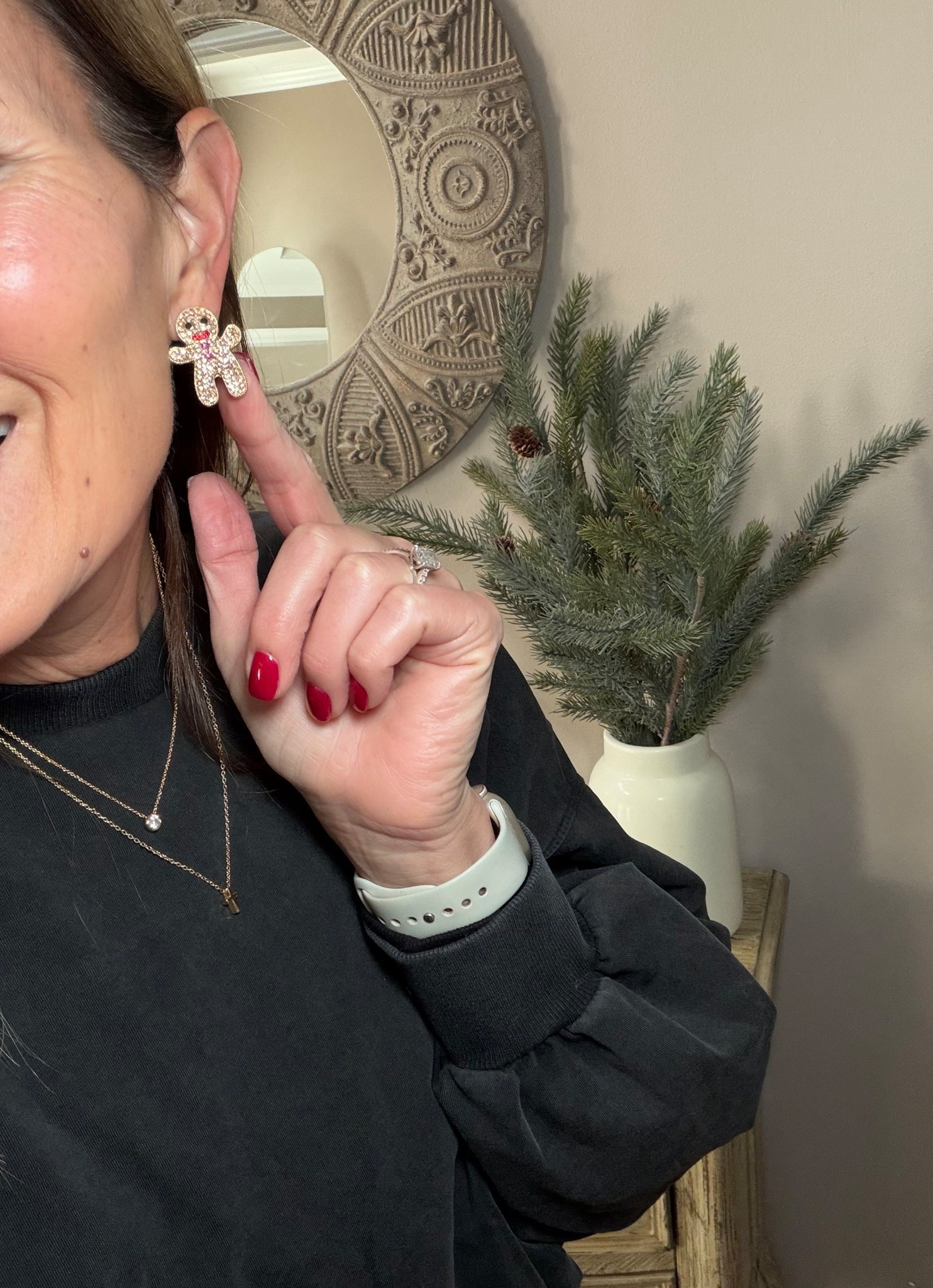Sparkly gingerbread earrings ✨🎄

#LTKSeasonal #LTKFindsUnder50 #LTKHoliday