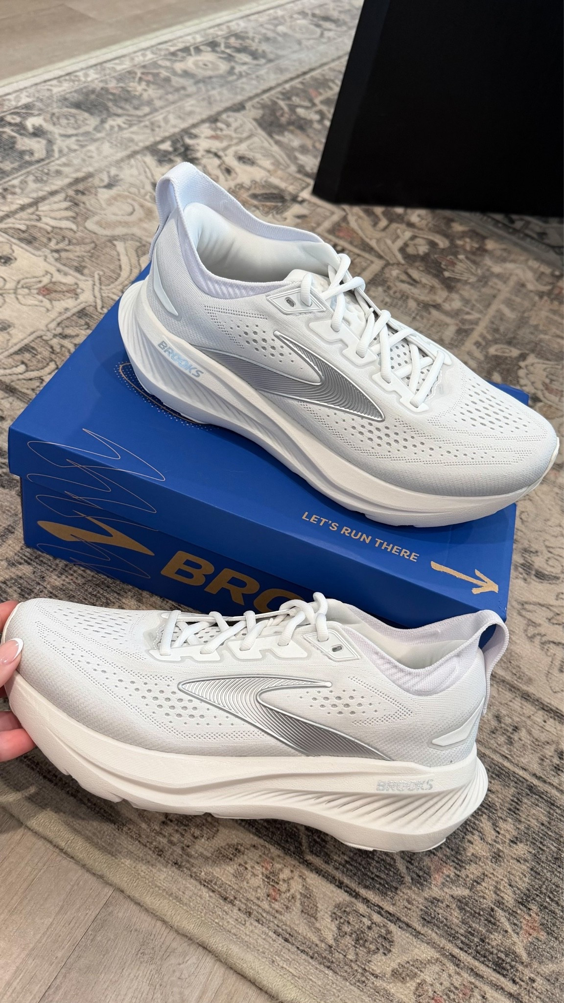 Running shoe. Walking shoe. Walking sneakers. White sneakers. Brooks sneakers. Brooks running sneakers. Brooks glycerin 23.

#LTKfitnessgoals #LTKselfcare #LTKActive