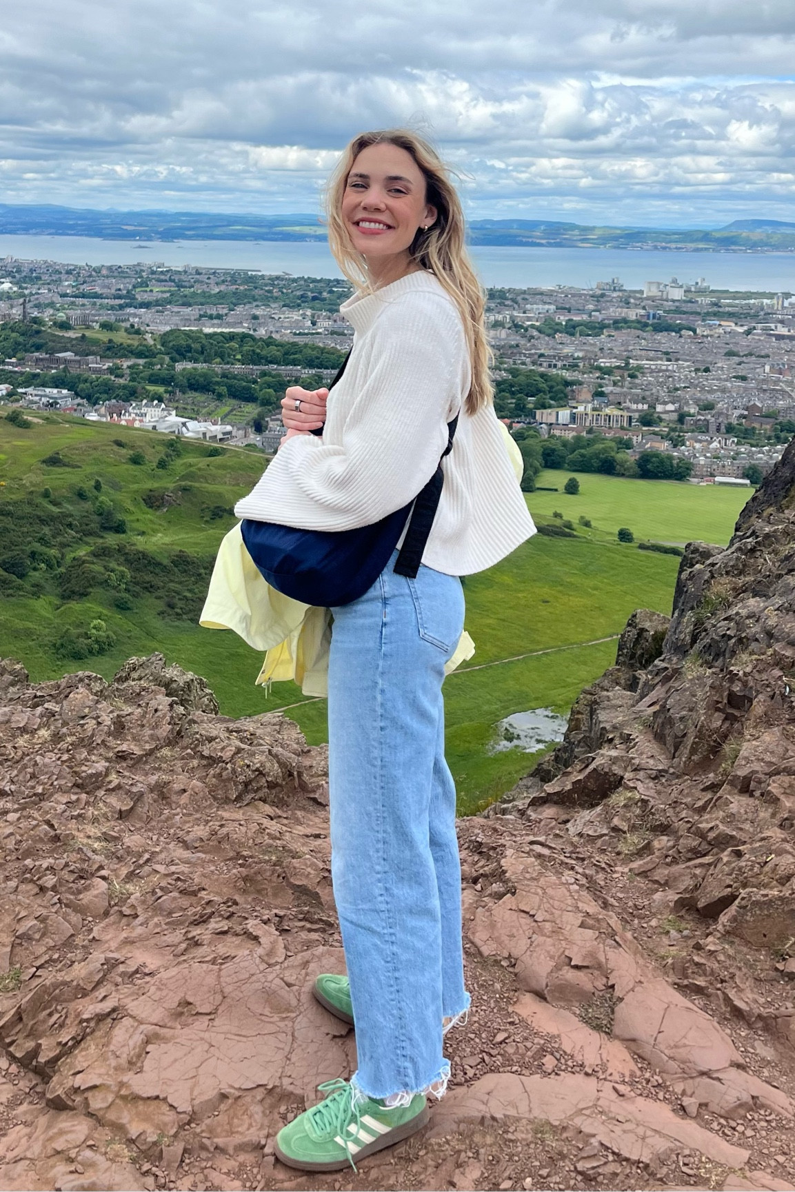 this was my uniform for most of our Scotland trip 🏴󠁧󠁢󠁳󠁣󠁴󠁿 
#capsule #wardrobe #clothing #pack #essentials #neutrals #european #style #casual #comfortable #easy #outfitts

#LTKStyleTip #LTKTravel #LTKFindsUnder100