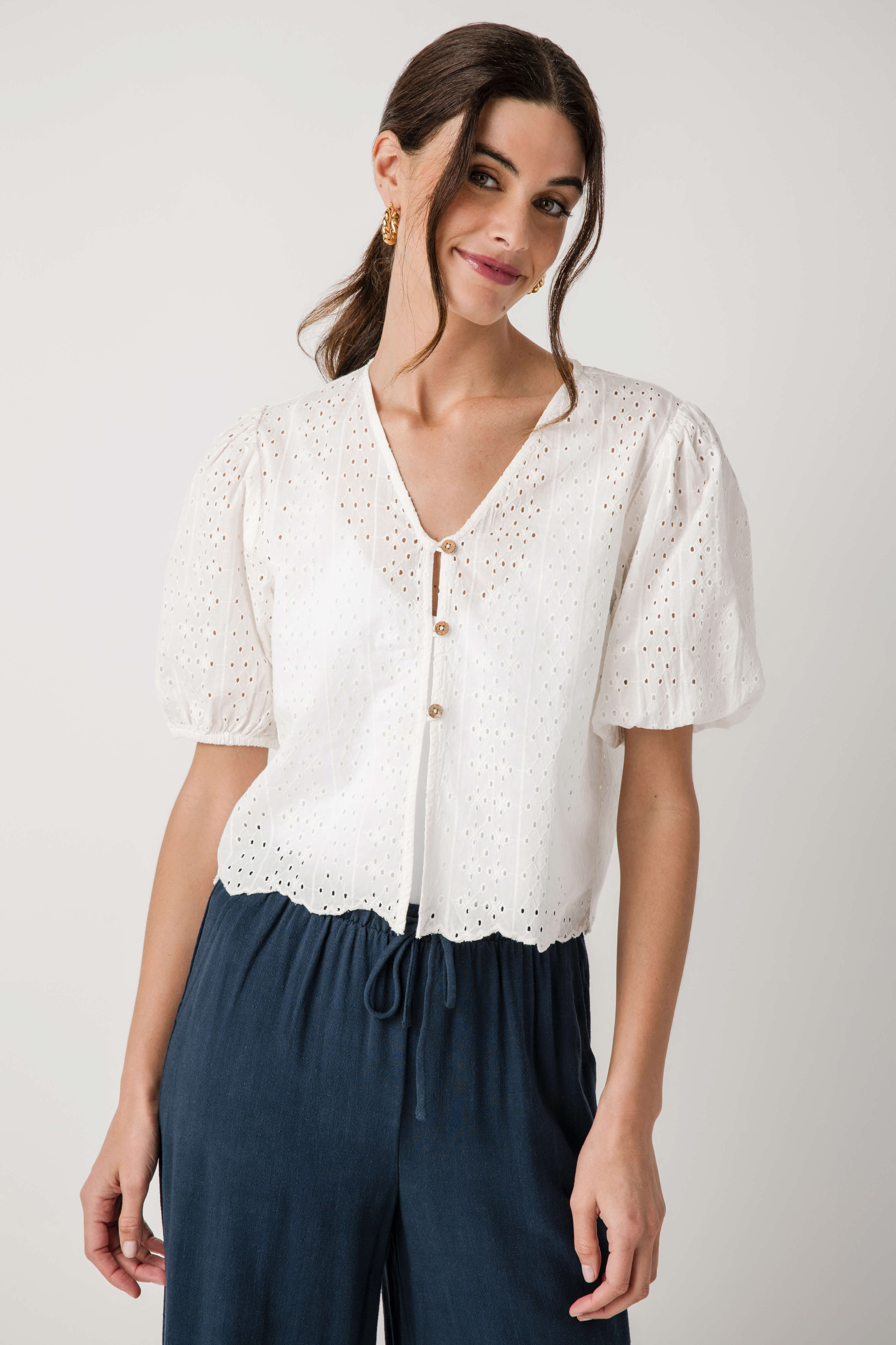 Elan Eyelet Button Up Top | Social Threads
