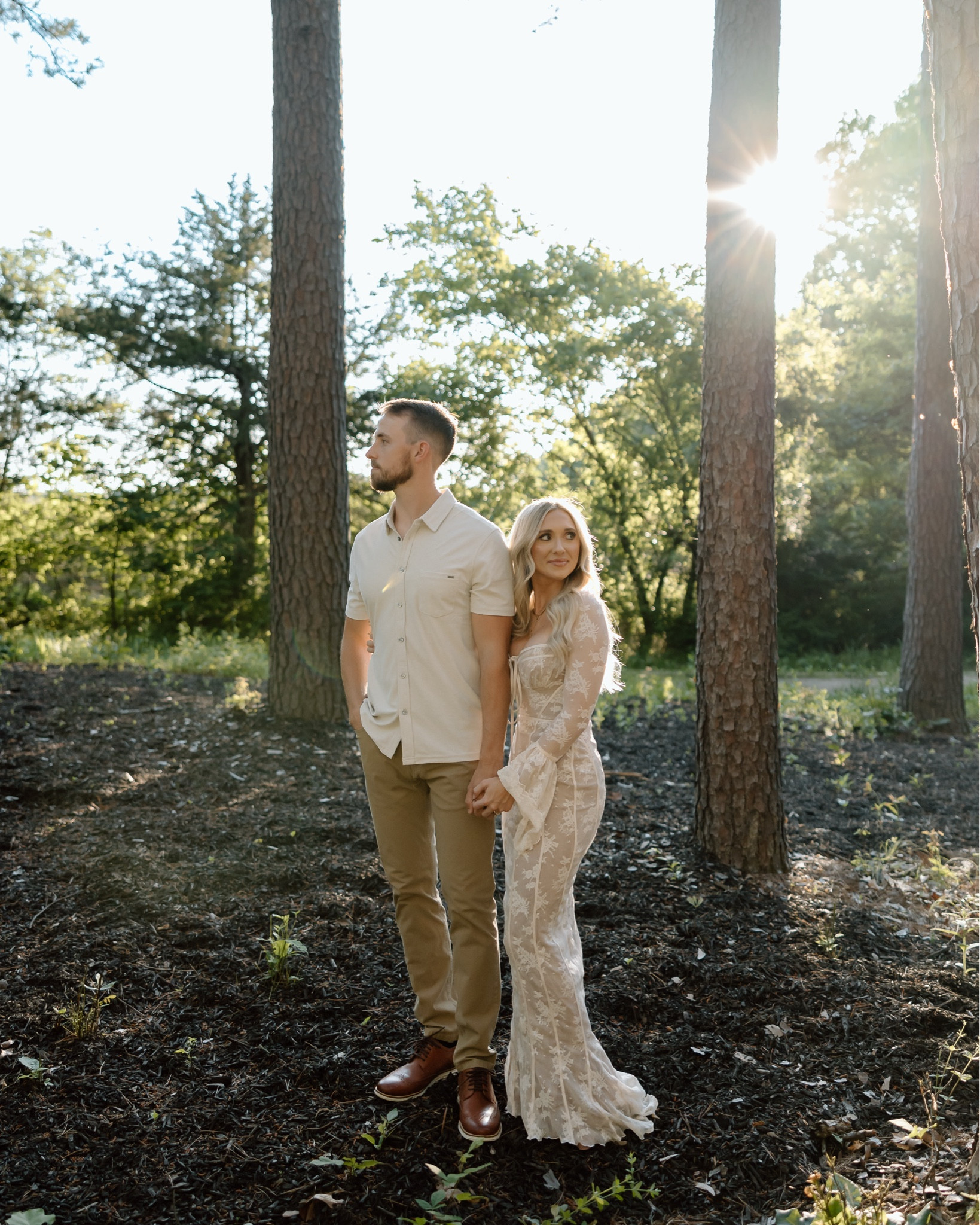 Found a dress from worth collective that is so similar to the one that I wore for our engagement photos this past spring! I absolutely love this dress but the price tag on it is pretty hefty so I’m so excited that worth collective drop something that was a more affordable option. This dress is seriously perfect for engagement. Photo shoots bridal showers maternity photo shoot a pregnancy announcement photo shoot you name it family photos. This dress is perfect!!!