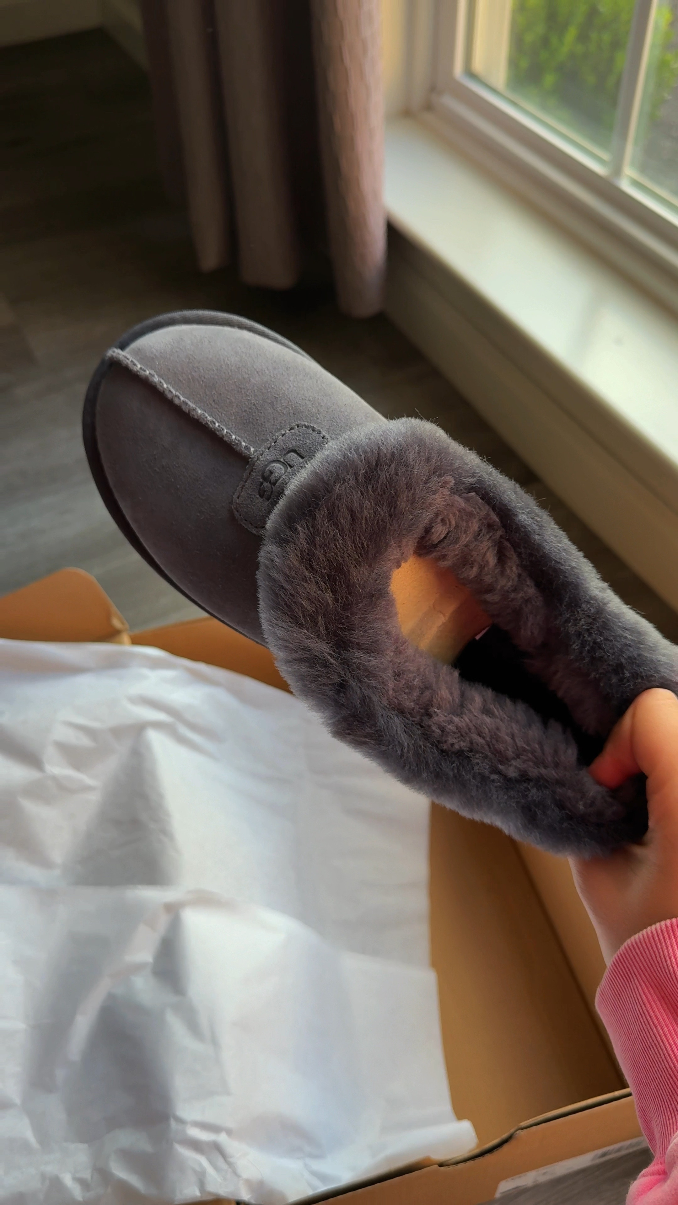 Super cute fall Uggs! Never seen this style before 🤍