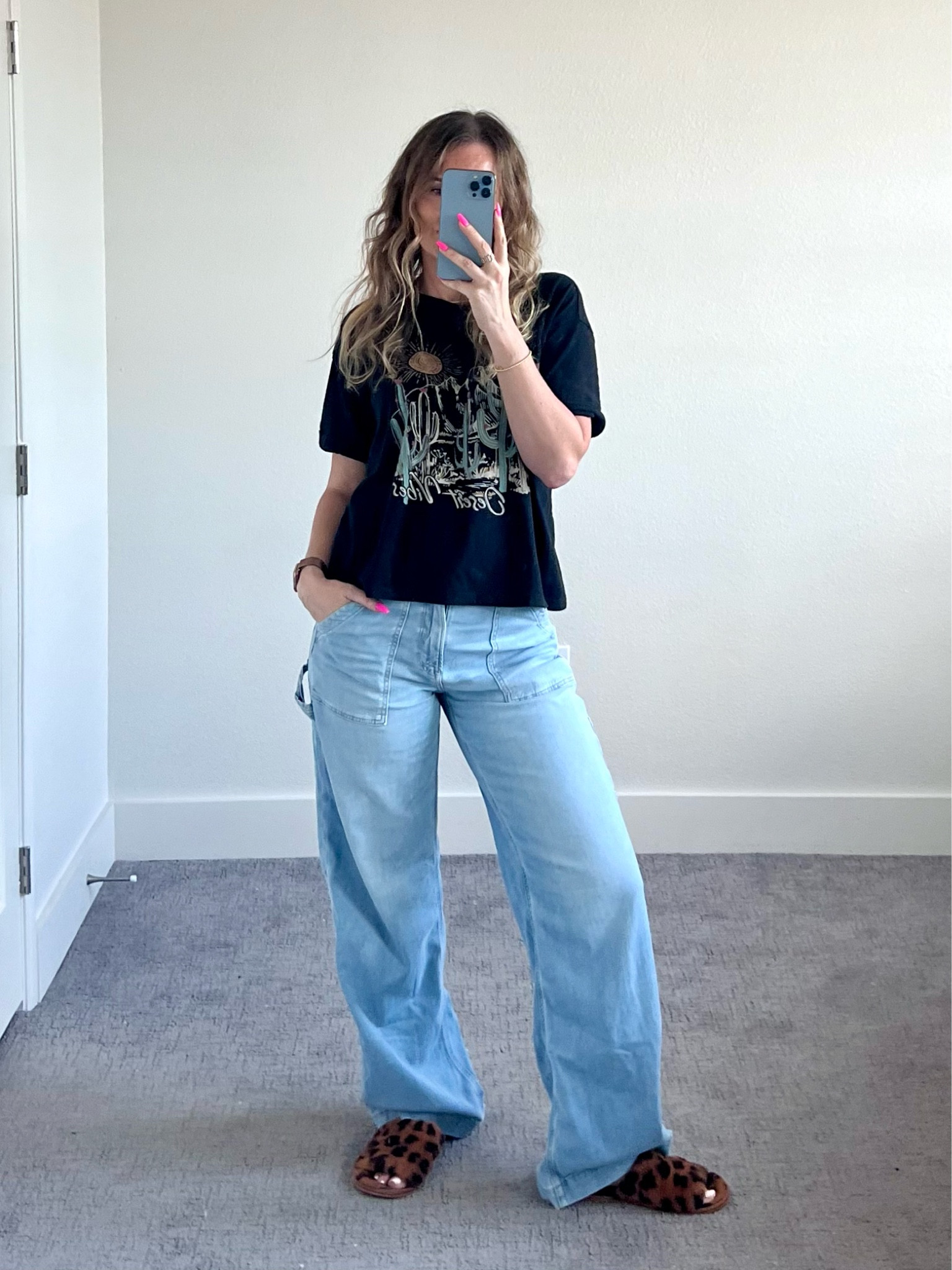 Staying comfy today working from home!! 

Comfy / wide leg jeans / American Eagle jeans / wfh outfit 

#LTKStyleTip